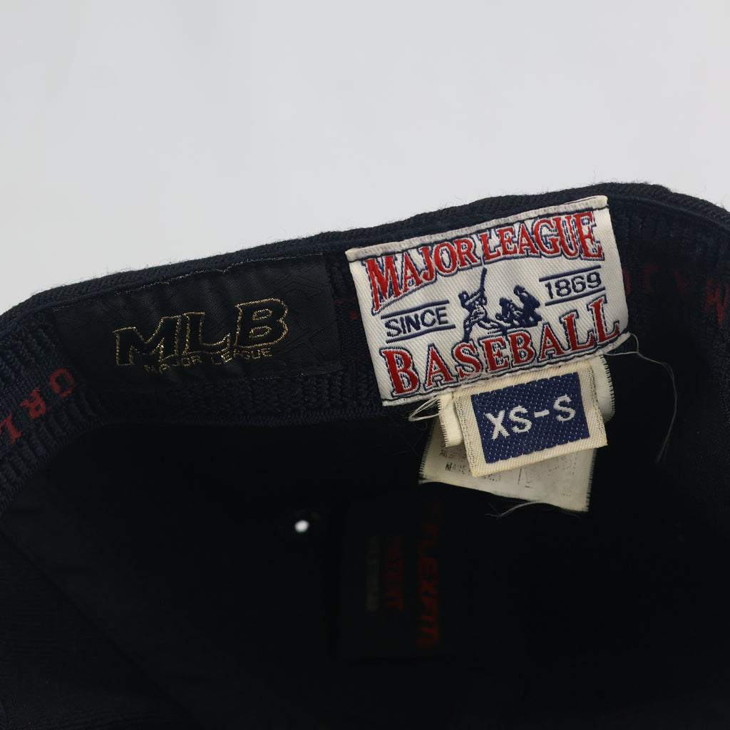 Vintage Boston Red Sox Flexfit Hat | Thrifted Black & Maroon MLB Cap XS-S