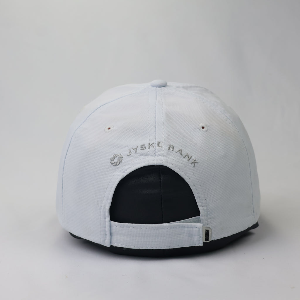 Backtee x Jyske Bank Technical White Performance Golf Thrifted Cap
