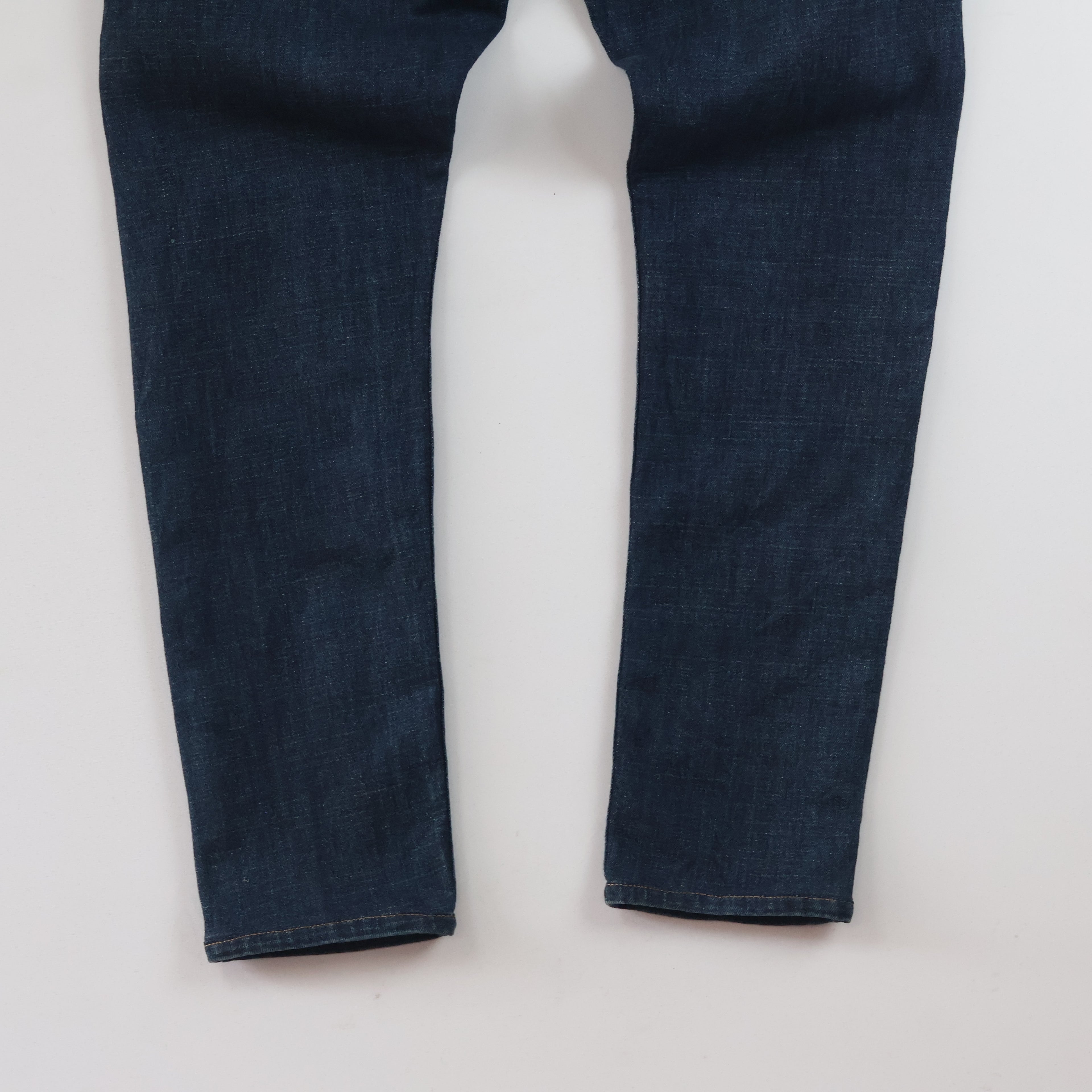 Thrifted Denizen Levi's 286 Slim Taper Jeans - 30 Inch Waist/ J1050