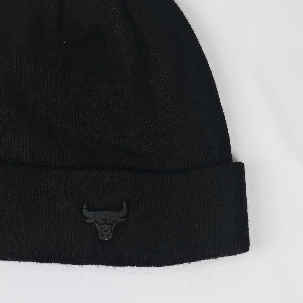 New Era Chicago Bulls Black Cuffed Thrifted Beanie - Official NBA Winter Hat