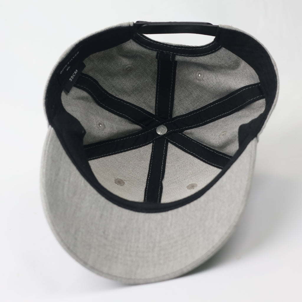 Vintage Quiksilver Embroidered Logo Thrifted Cap - Heather Grey Snapback Hat