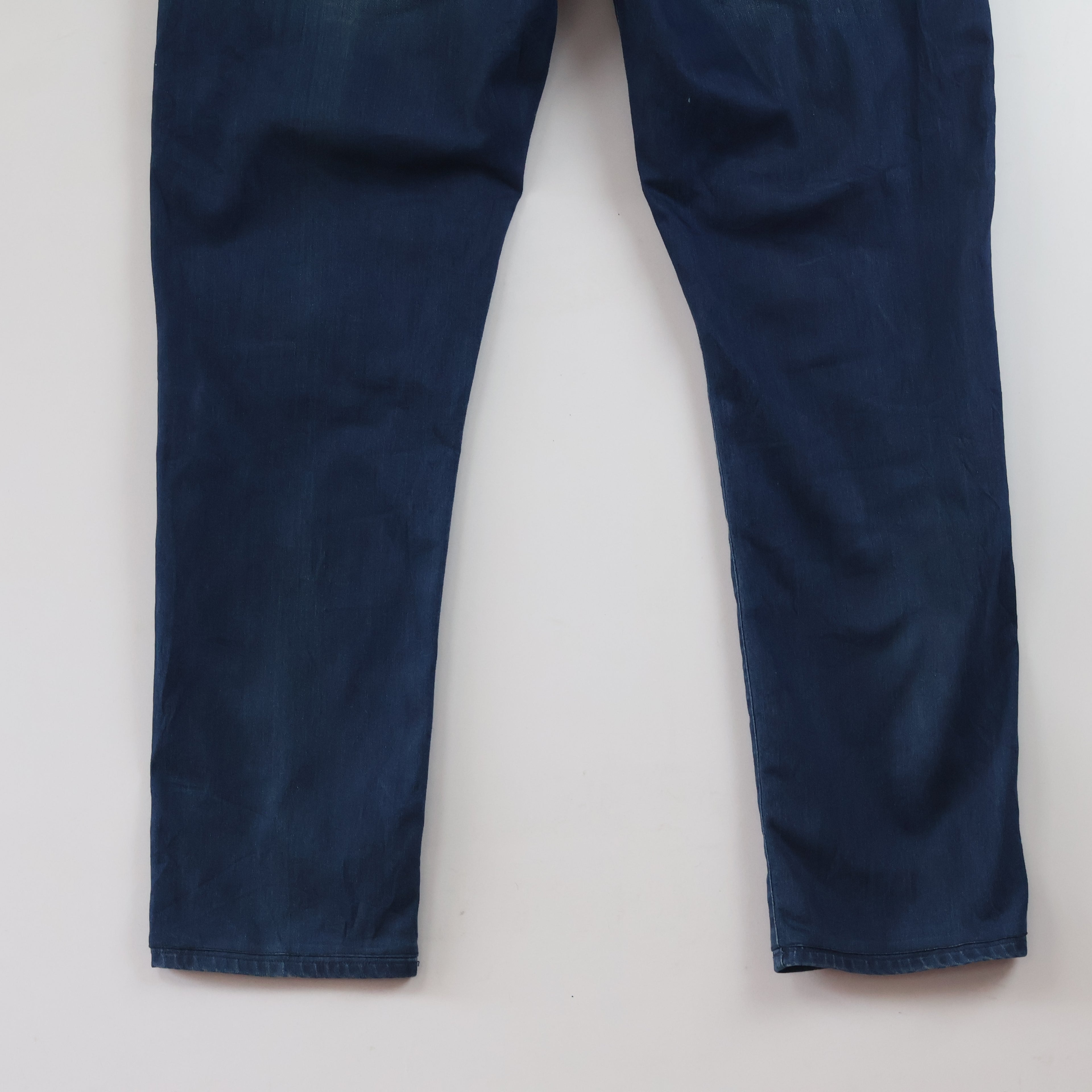 Classic Uniqlo Blue Denim Jeans - 43 Inch Length - Size 34-36/ J1052