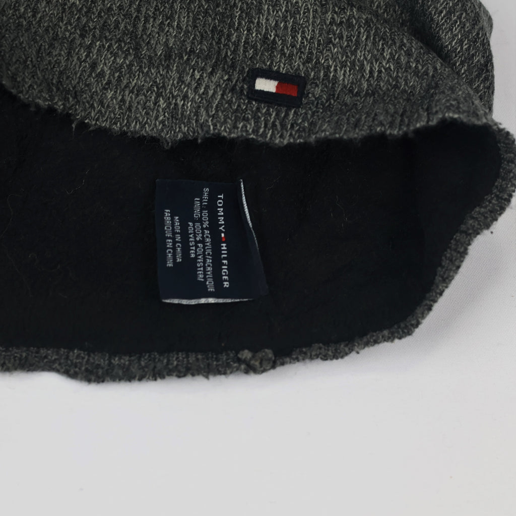 Tommy Hilfiger Unisex Grey Ribbed Thrifted Beanie - Classic Flag Logo Hat