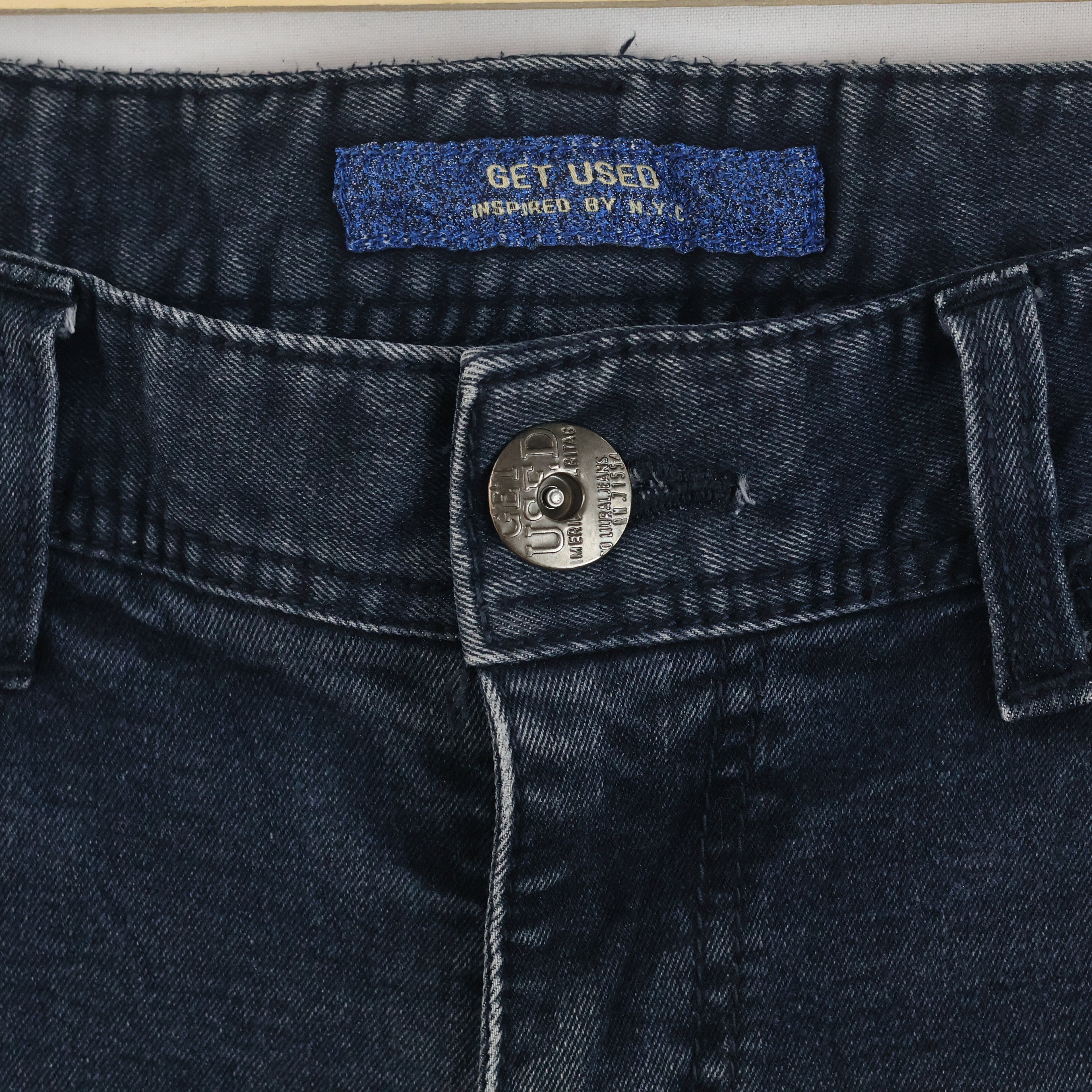 Thrifted Get Used New York Men's Dark Wash Jeans - 32 Inch Waist/ J1027