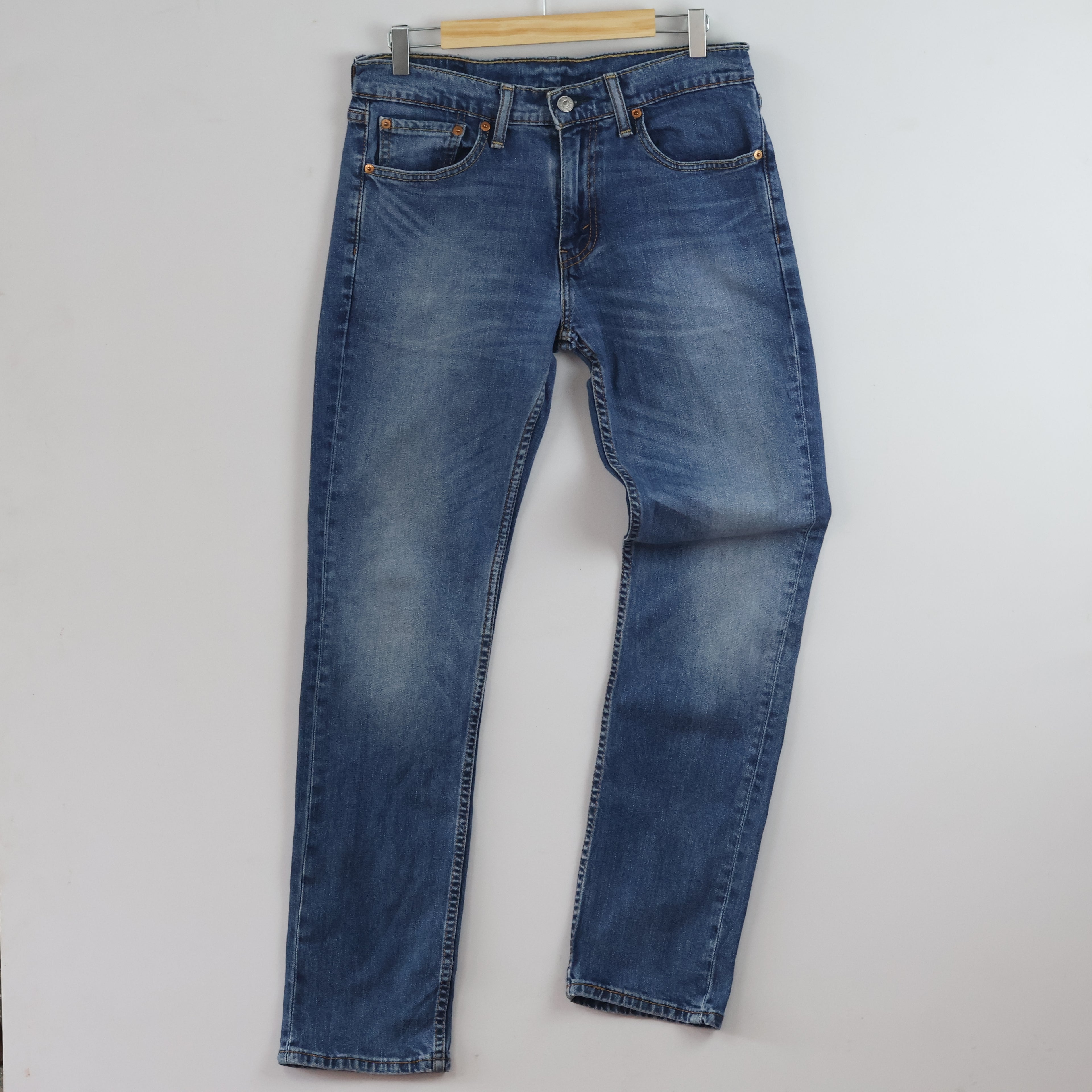Vintage Levi's 511 Slim Fit Denim - Blue Wash - Size 30-32/ J1055