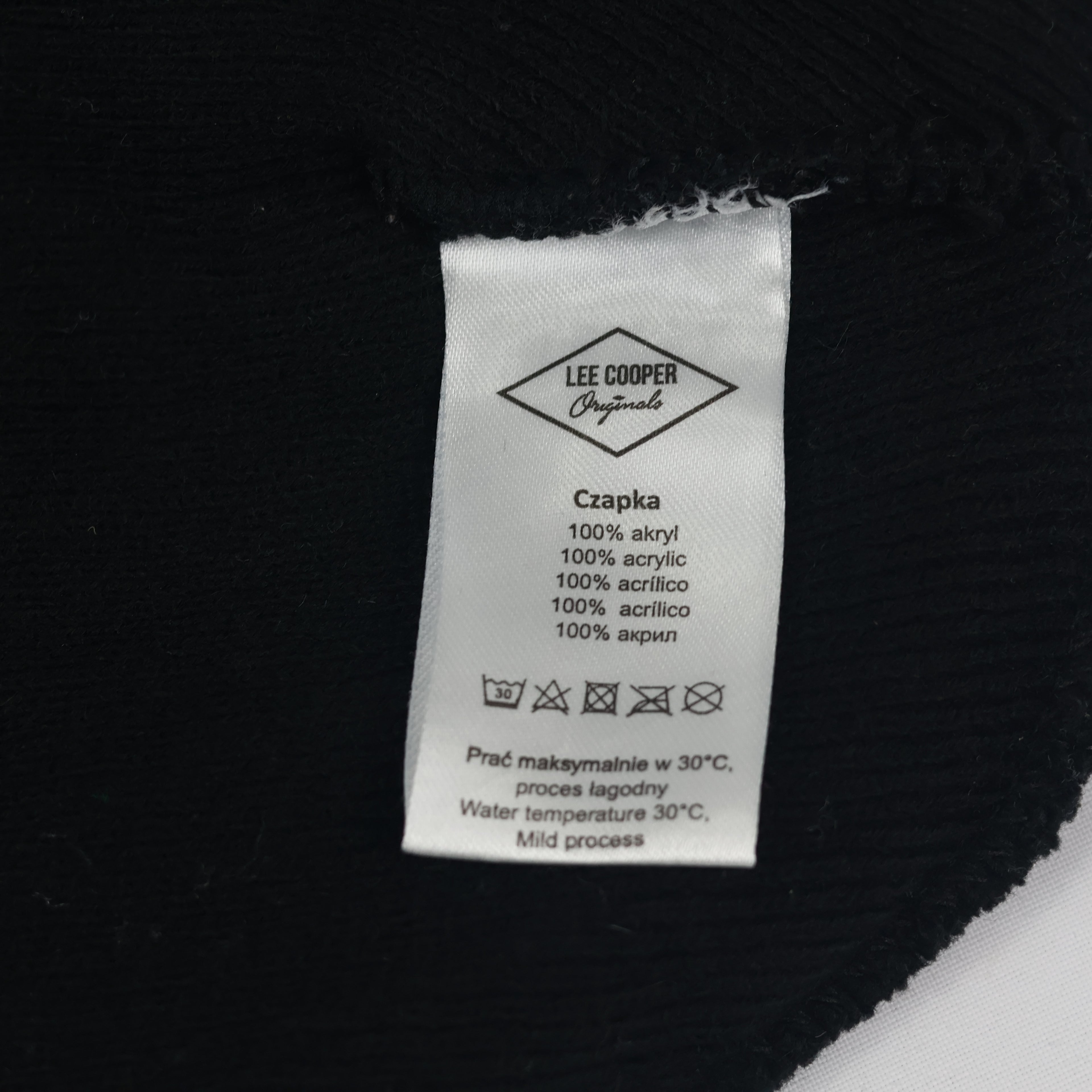 Lee Cooper London Heritage Thrifted Beanie - Classic Black Rib-Knit Winter Cap
