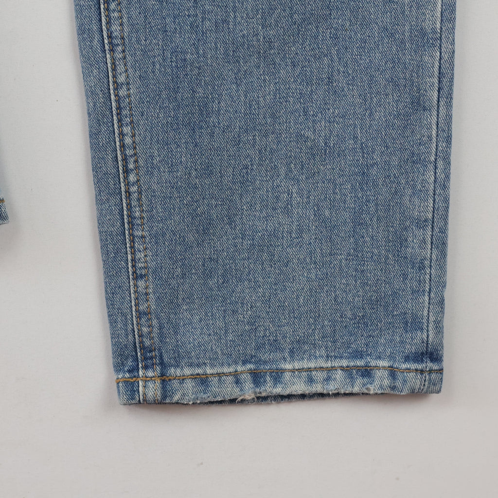 AND Z Women's Light Wash Distressed Denim Jeans 34 waist/ J1072
