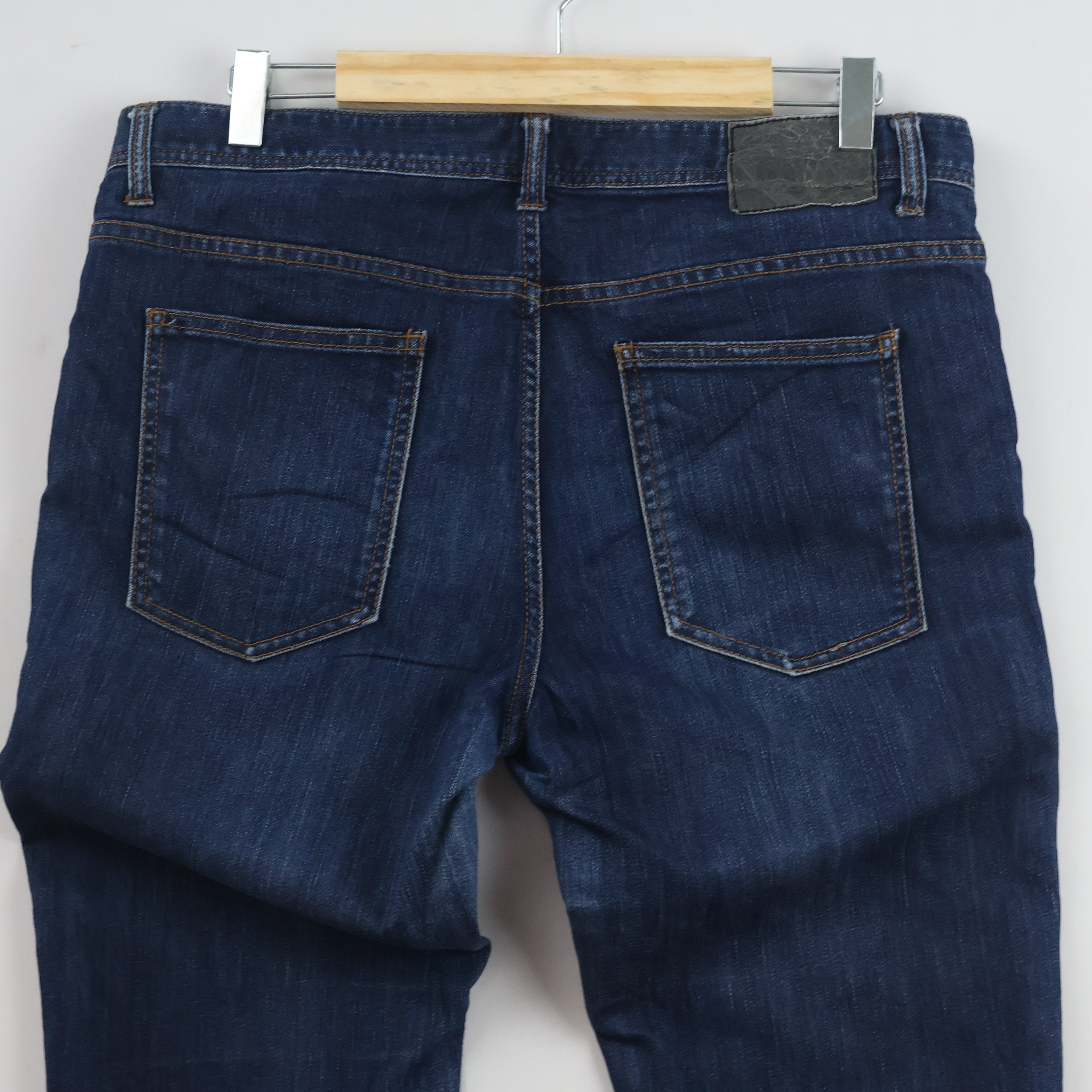 Men's U.G.I.Z Classic Dark Blue Denim Jeans 32-33 inches Waist/ J1071