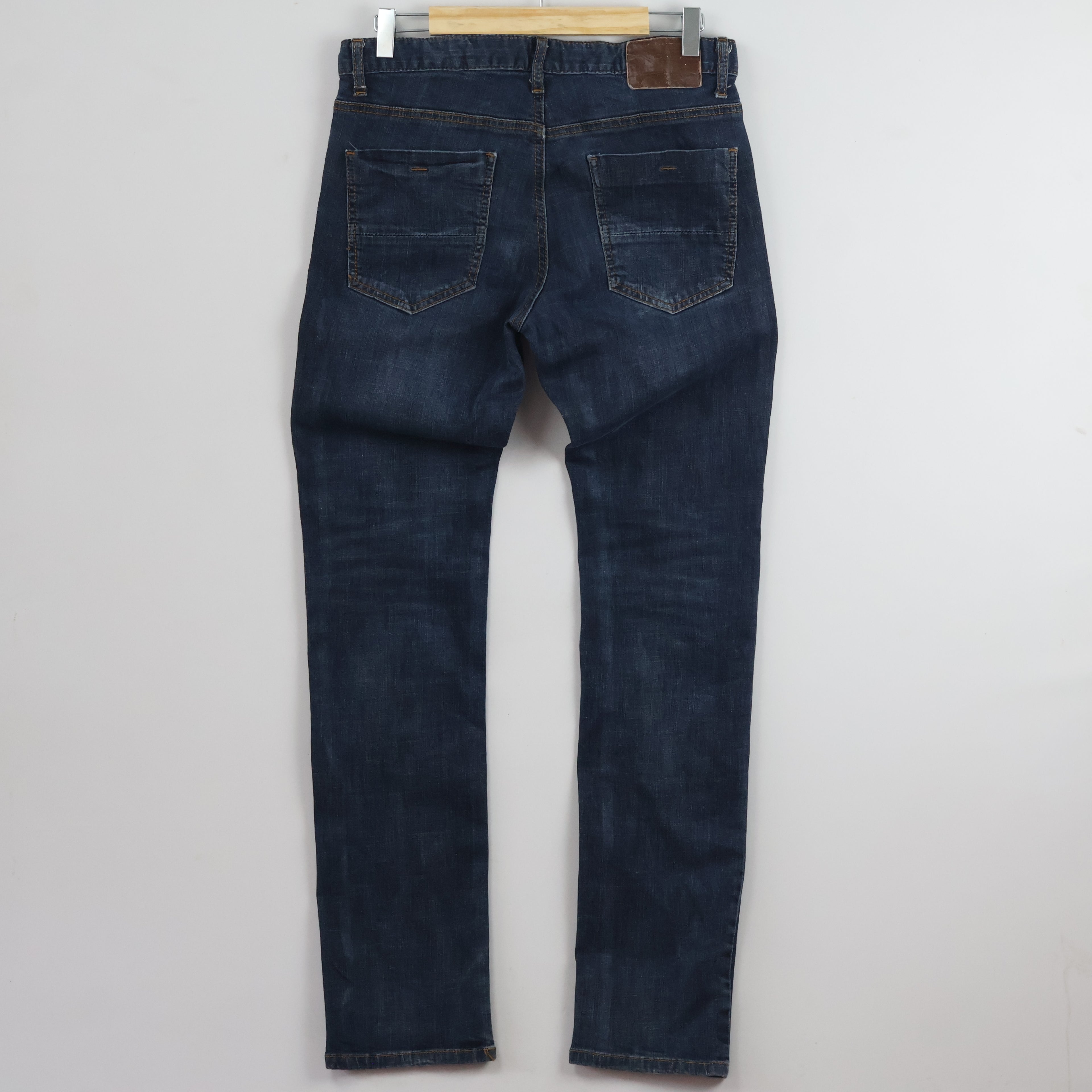 Thrifted Men's R-Athletic Classic Dark Blue Jeans 30 waist/ J1064