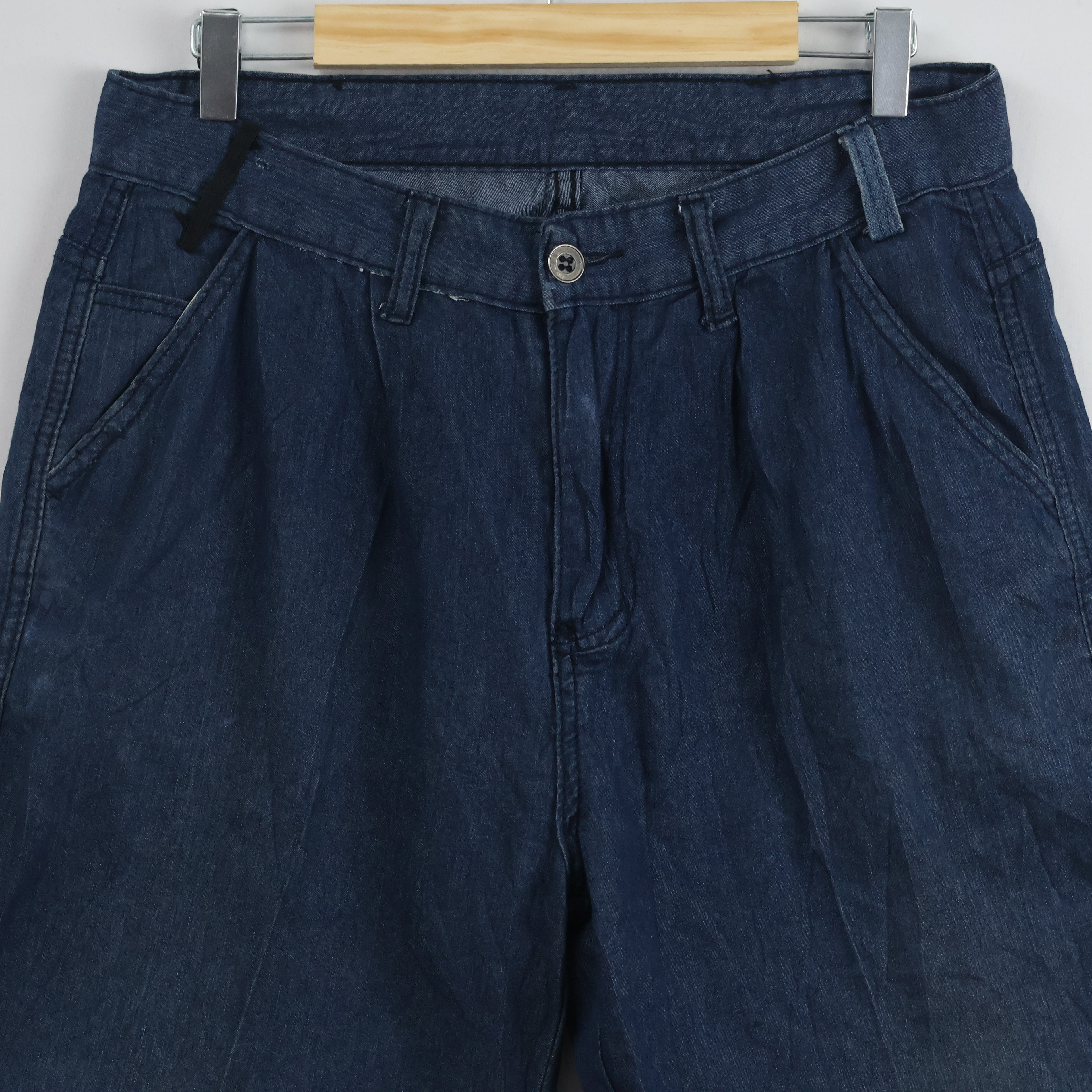 Classic Mid-Wash Denim Trousers for Men 34/ J1061