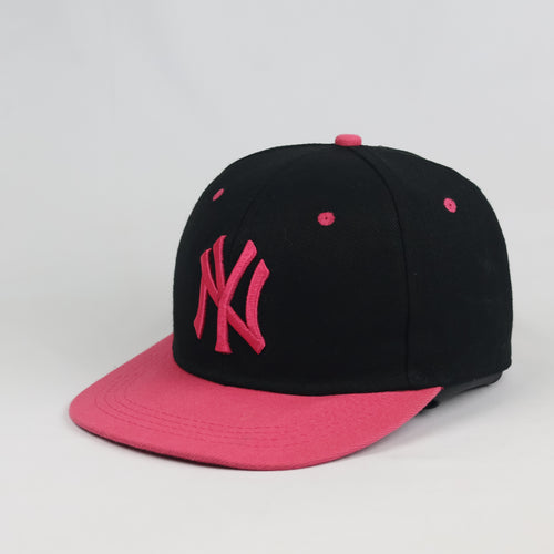 Thrifted NY Yankees New Era Fits Baseball Cap - Black Hot Pink Flat Brim Hat