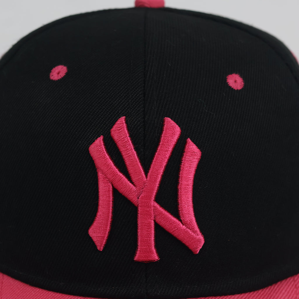 Thrifted NY Yankees New Era Fits Baseball Cap - Black Hot Pink Flat Brim Hat