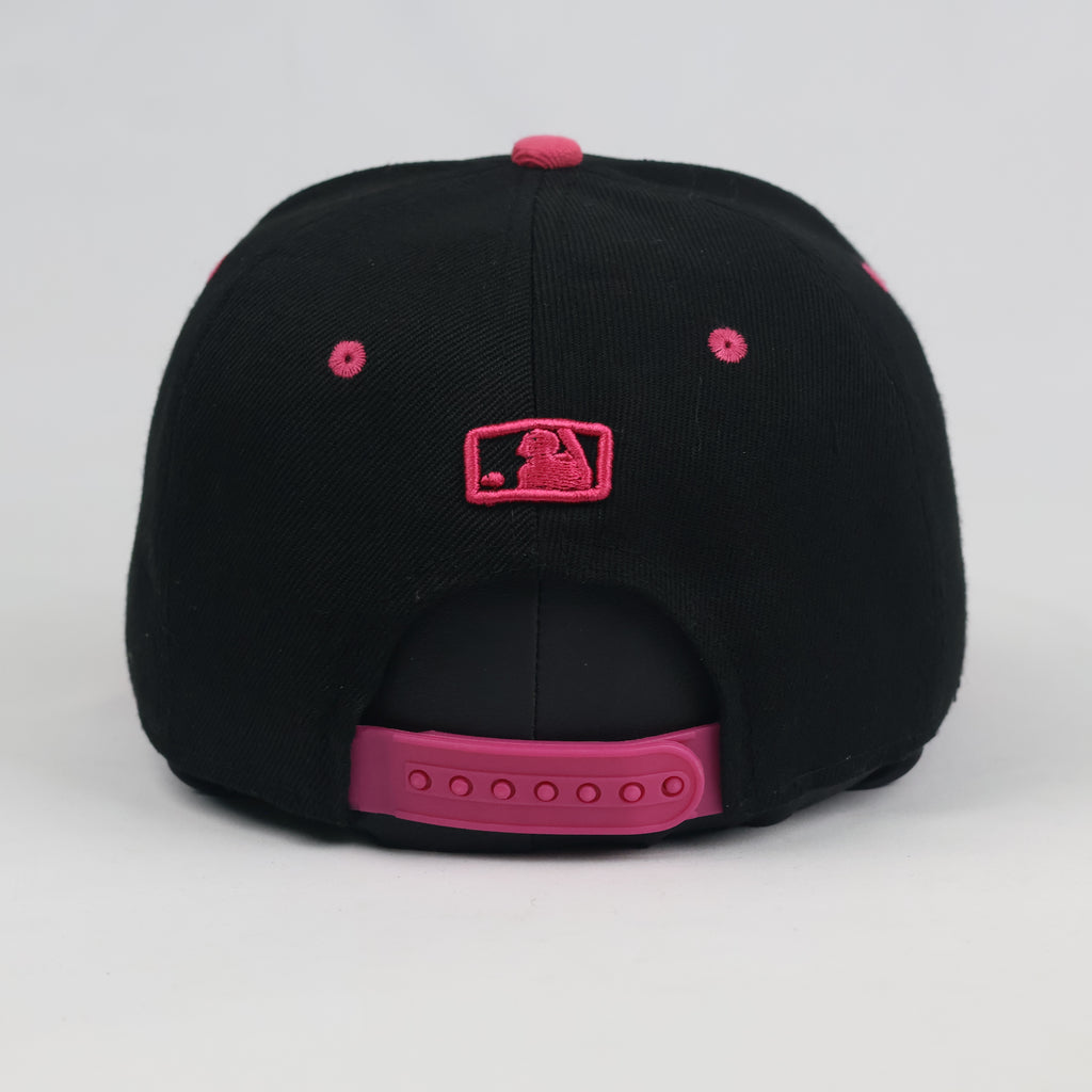 Thrifted NY Yankees New Era Fits Baseball Cap - Black Hot Pink Flat Brim Hat
