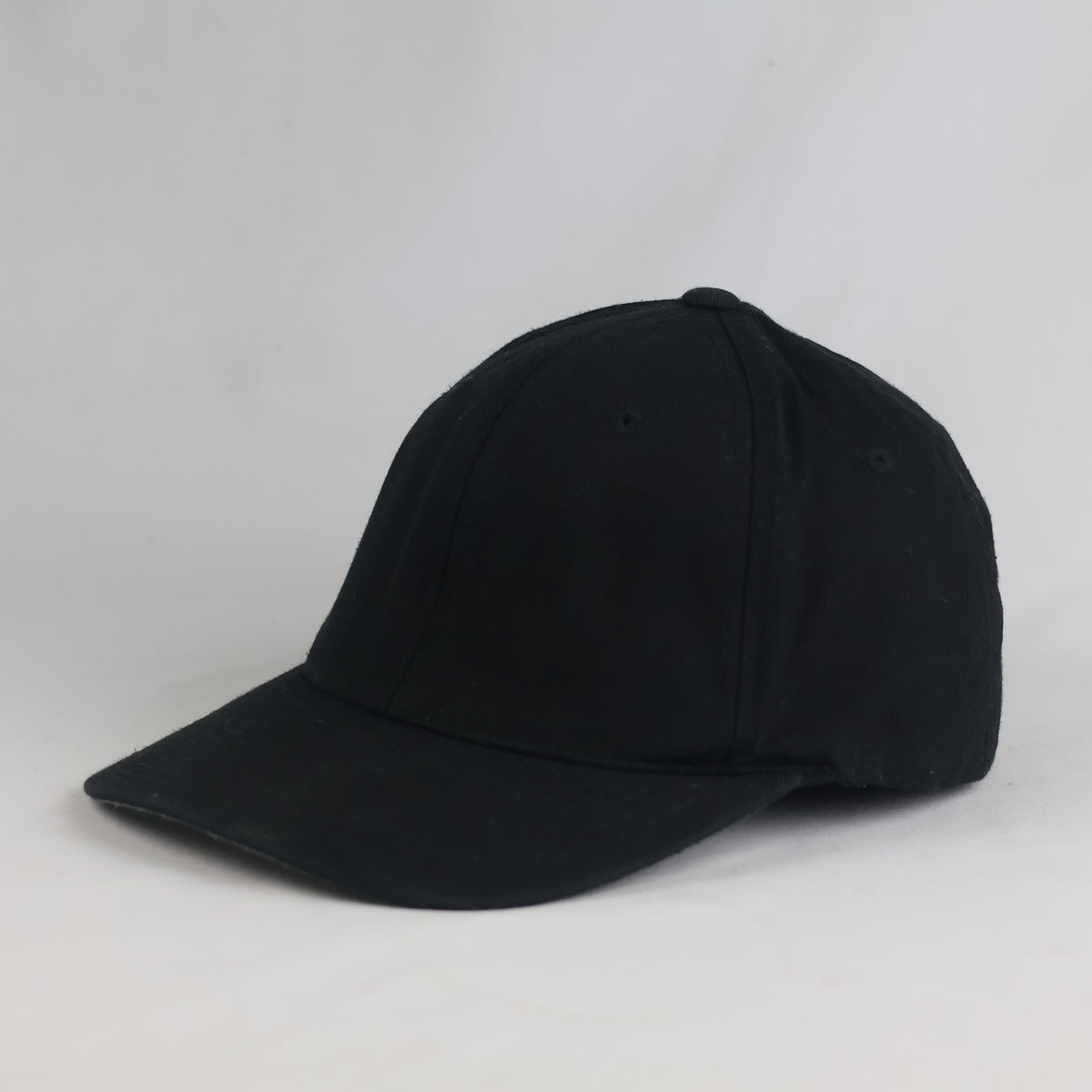 Thrifted Flexfit Yupoong Black Stretch-Fit Cap (Size 59–61 cm) | 10878