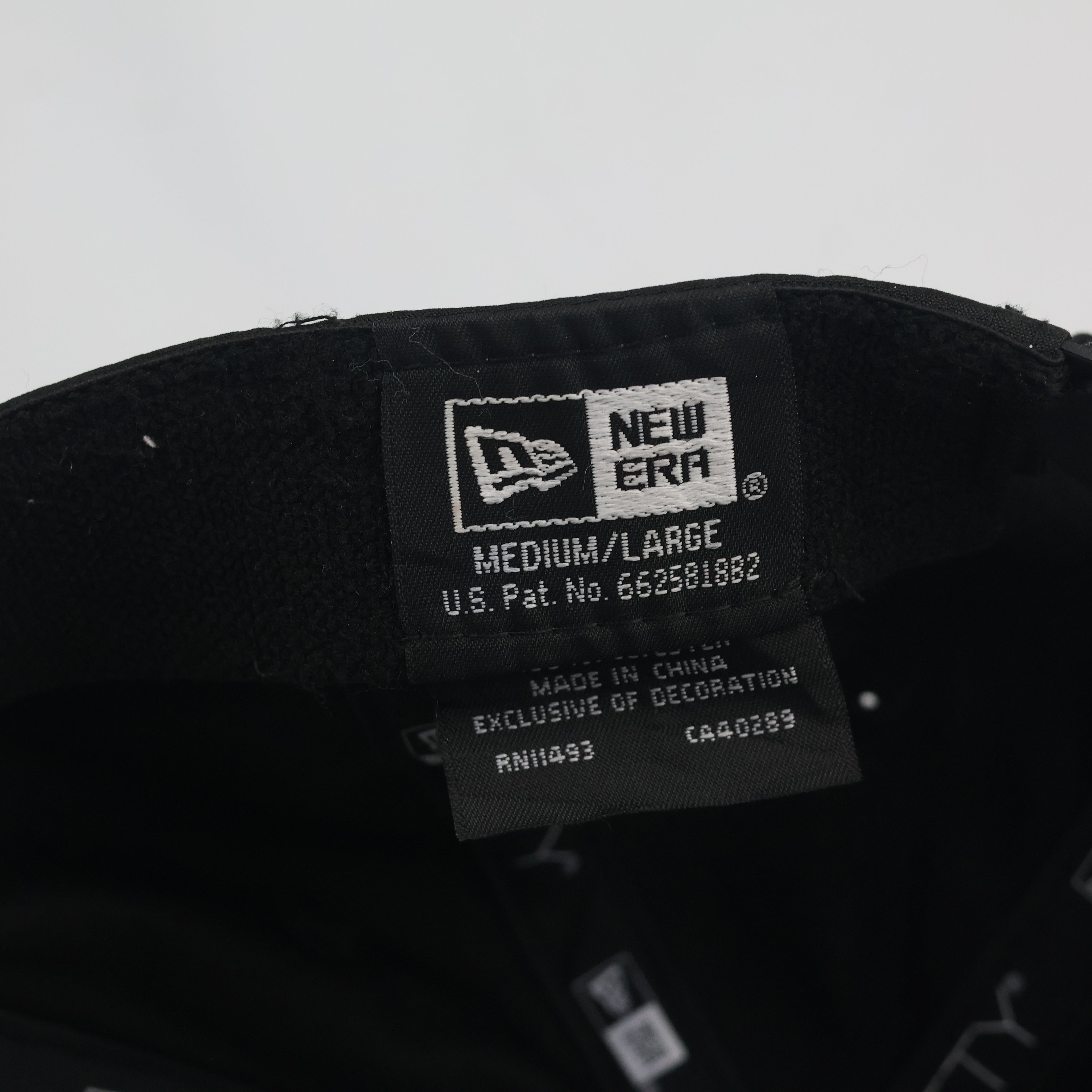 New Era 9FIFTY Boston Celtics Cap - Thrifted Black Snapback with Side Panel Print