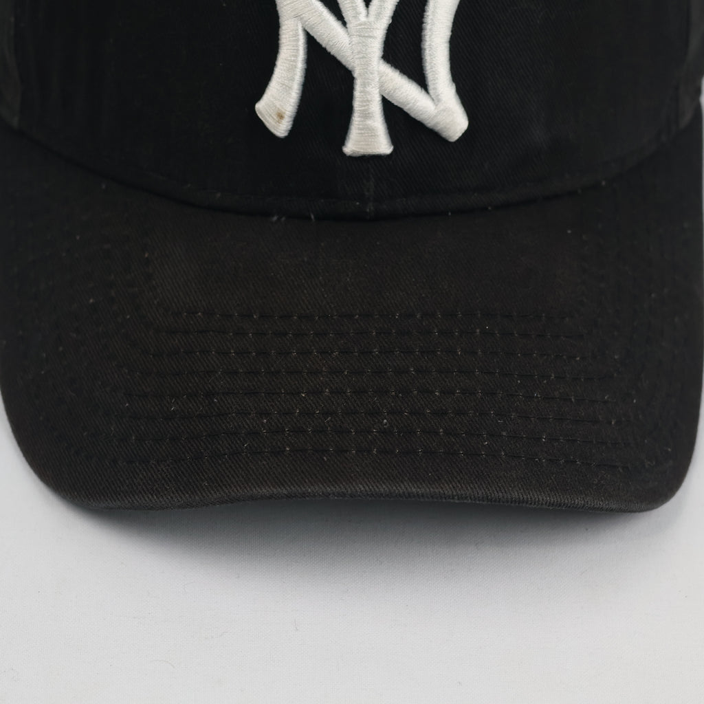 Thrifted New Era 9FORTY NY Yankees Baseball Cap - Faded Black Cotton Curved Brim Hat