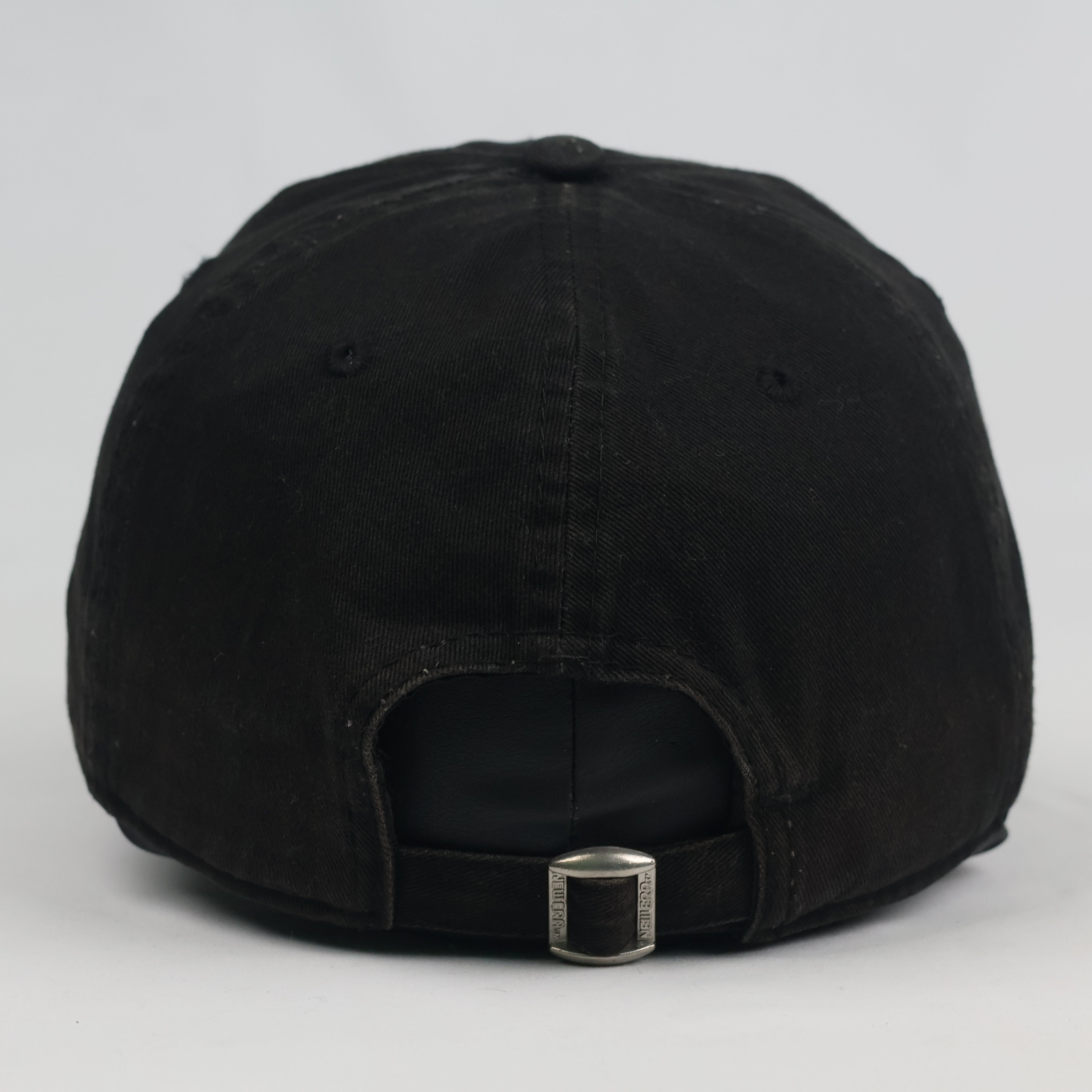 Thrifted New Era 9FORTY NY Yankees Baseball Cap - Faded Black Cotton Curved Brim Hat