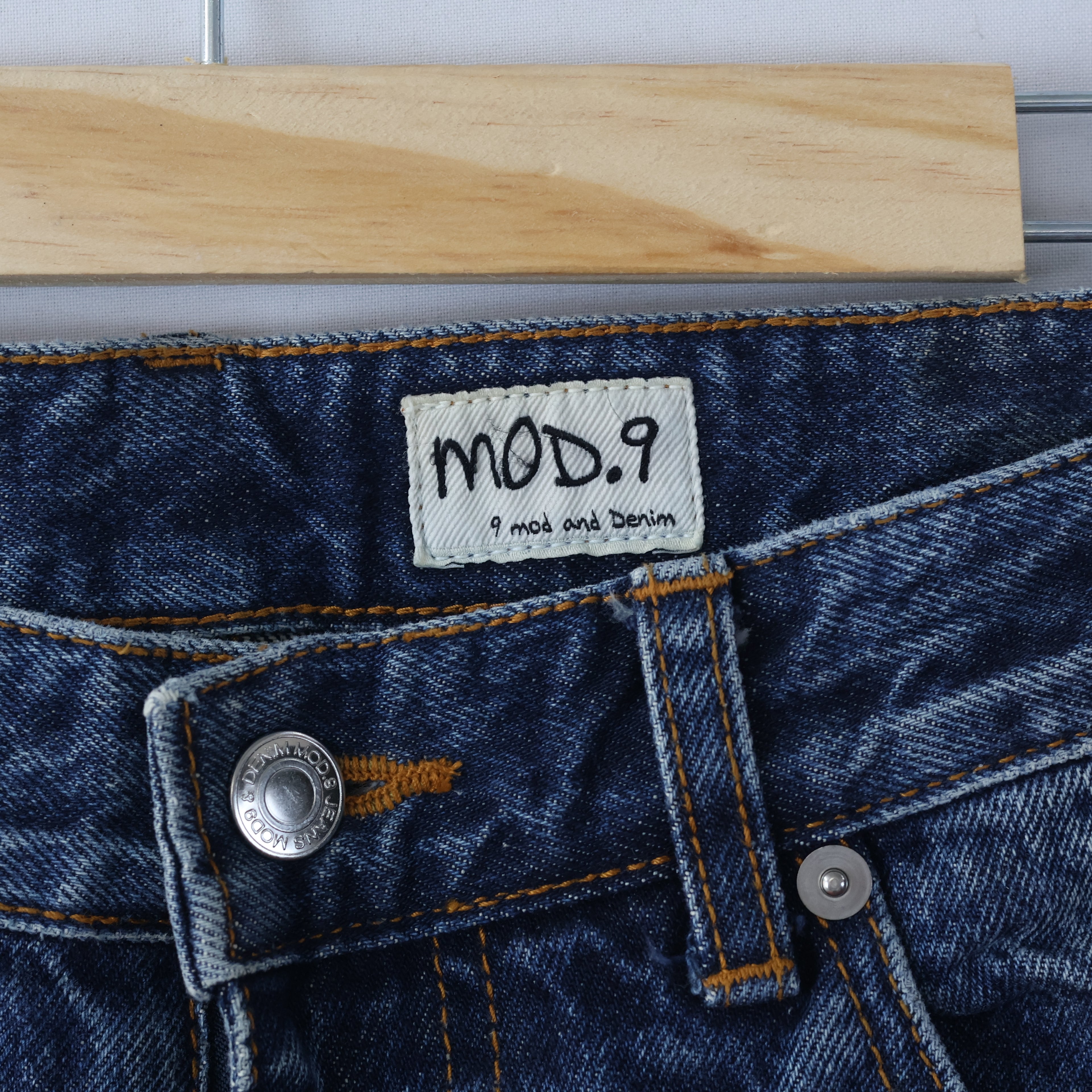 Thrifted Men's MOD.9 Classic Casual Denim Trousers Waist 30/ J1074