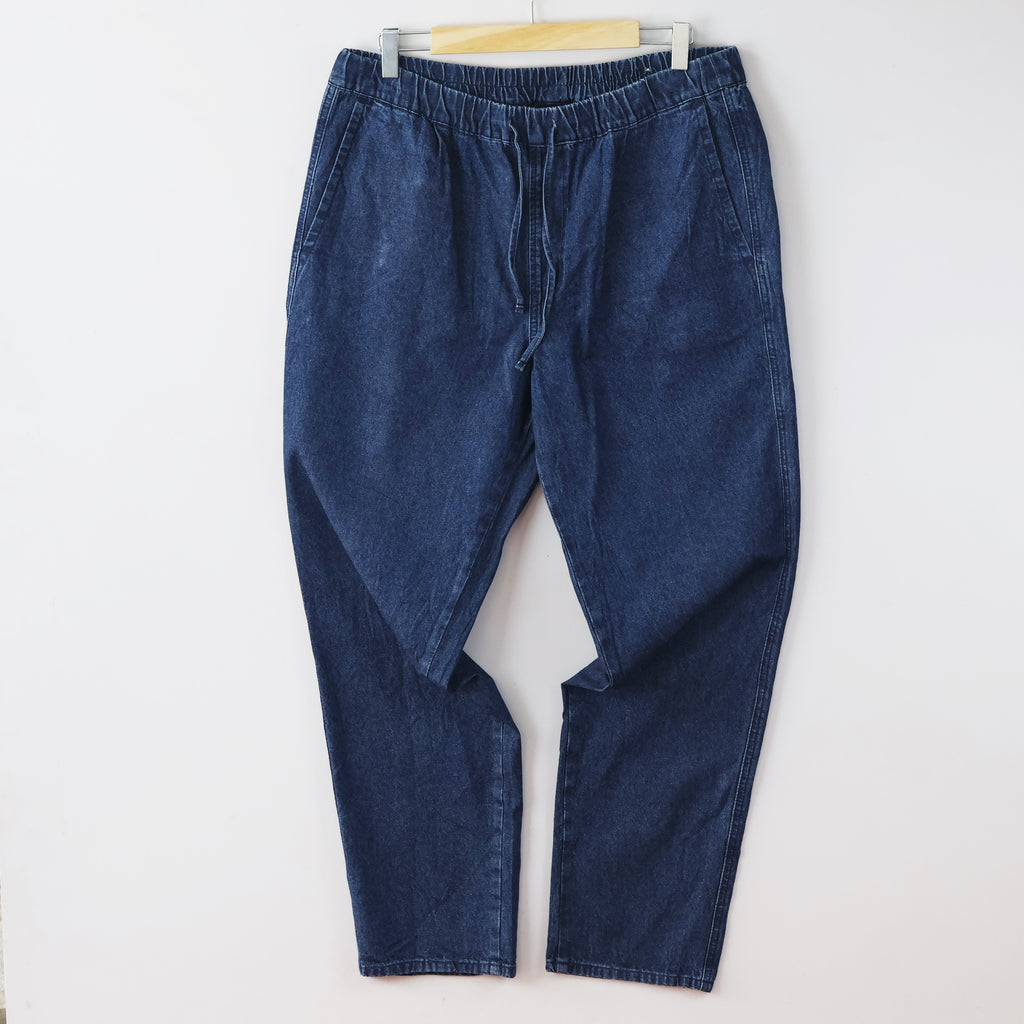 Thrifted Men's Design United Comfort Fit Jogger Jeans waist: 32/ J1076