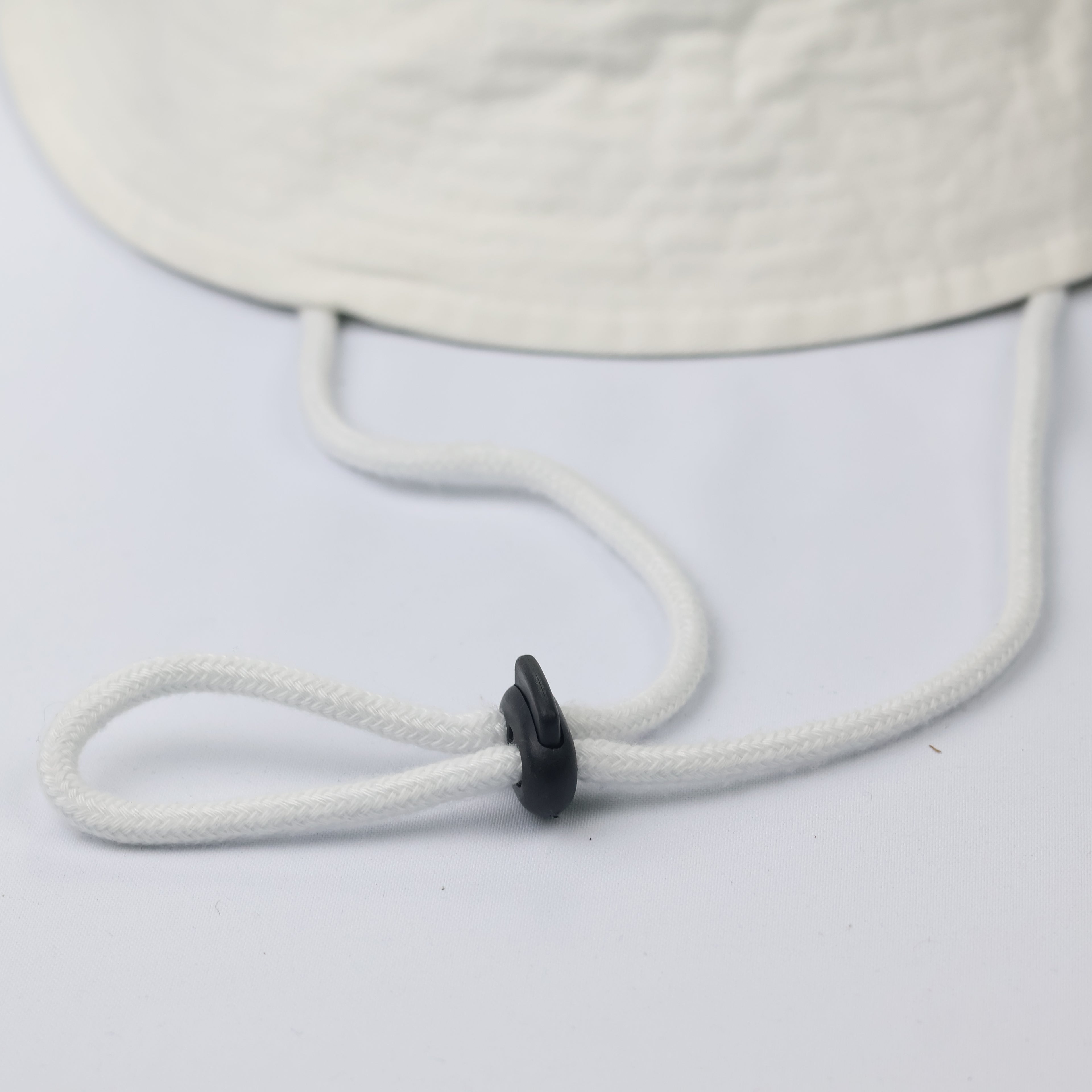 Minimalist Off-White Bucket Hat with Adjustable Chin Strap - Thrifted
