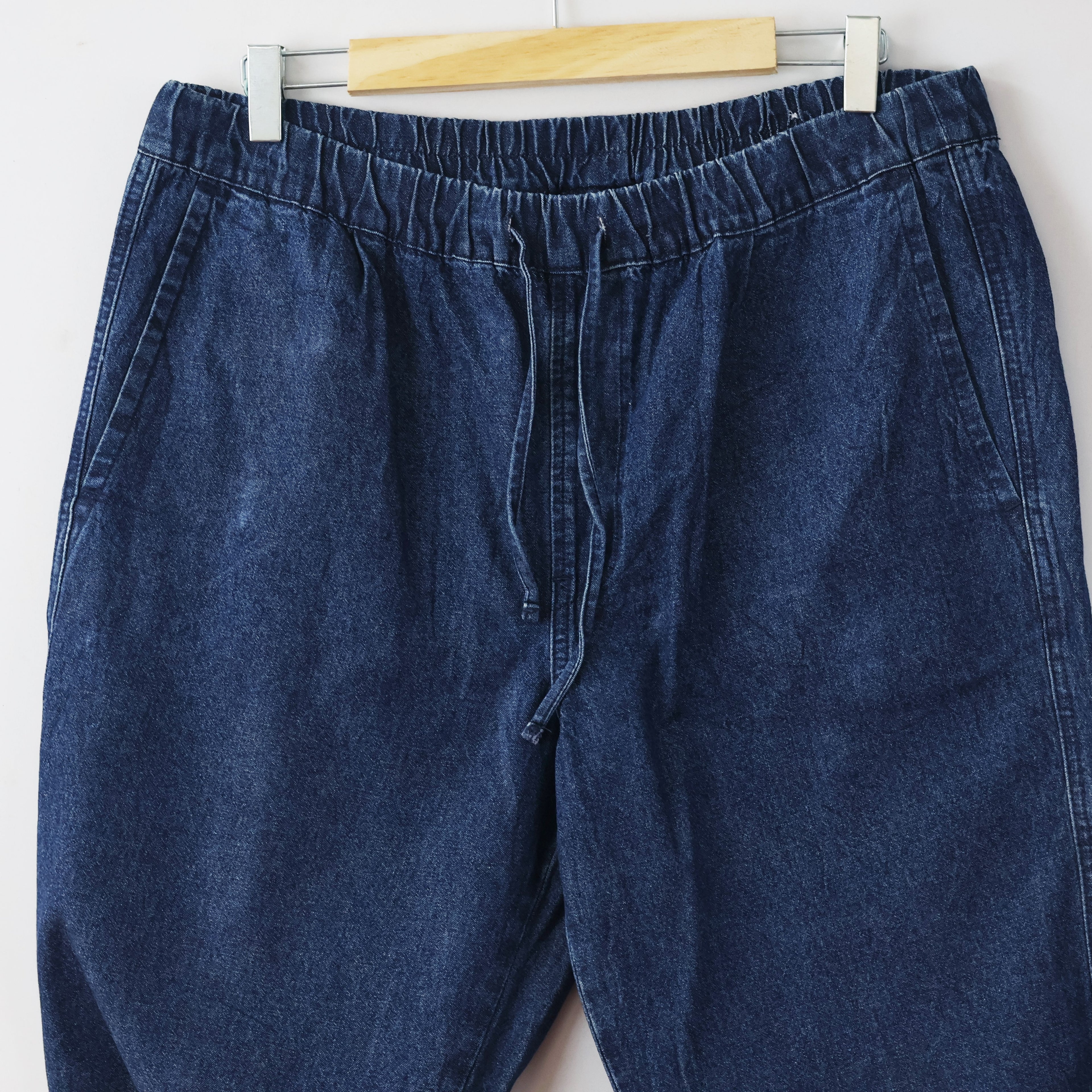 Thrifted Men's Design United Comfort Fit Jogger Jeans waist: 32/ J1076