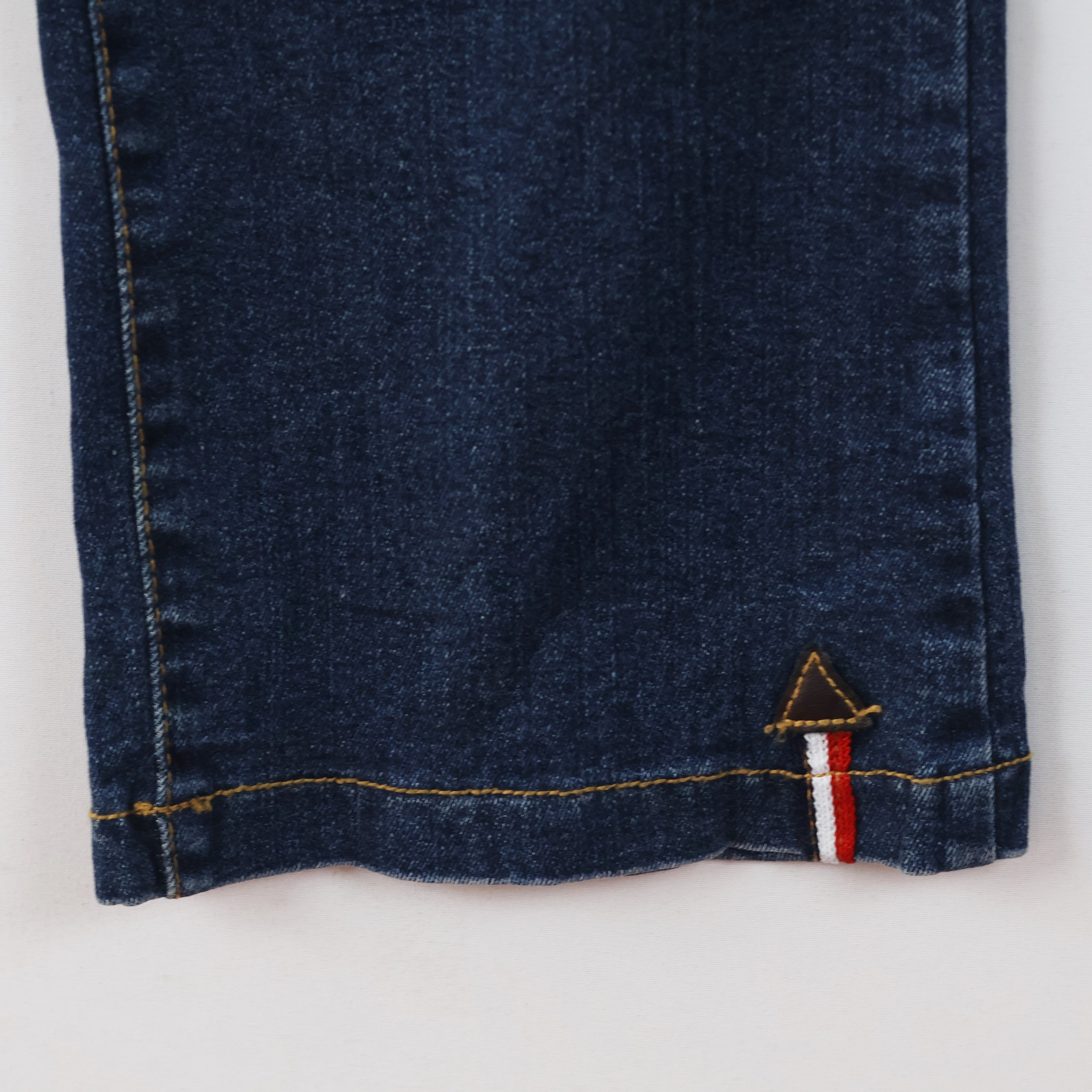 Thrifted Women's AAA Classic Wash Denim Trousers Waist:32/ J1078