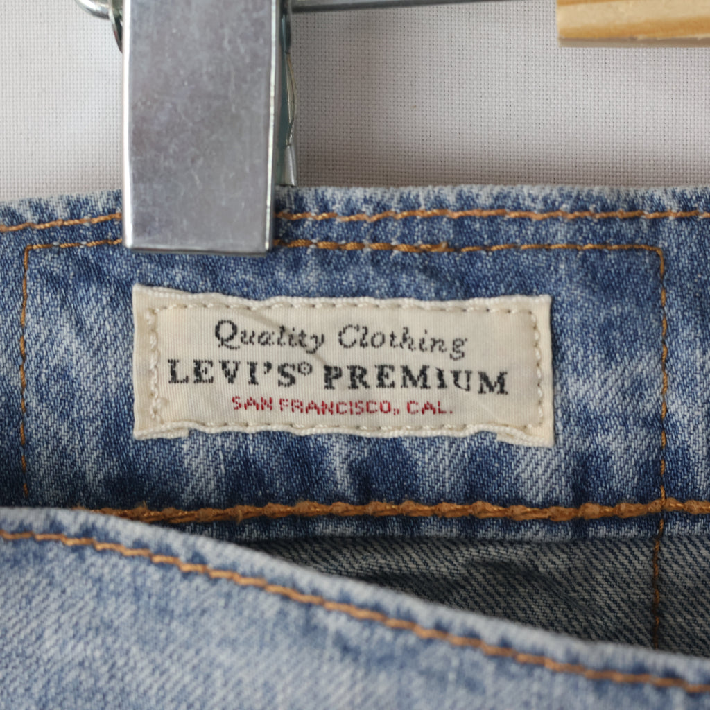 Thrifted Men's Levi's 502 Classic Regular Tapered Denim Waist:36/ J1079