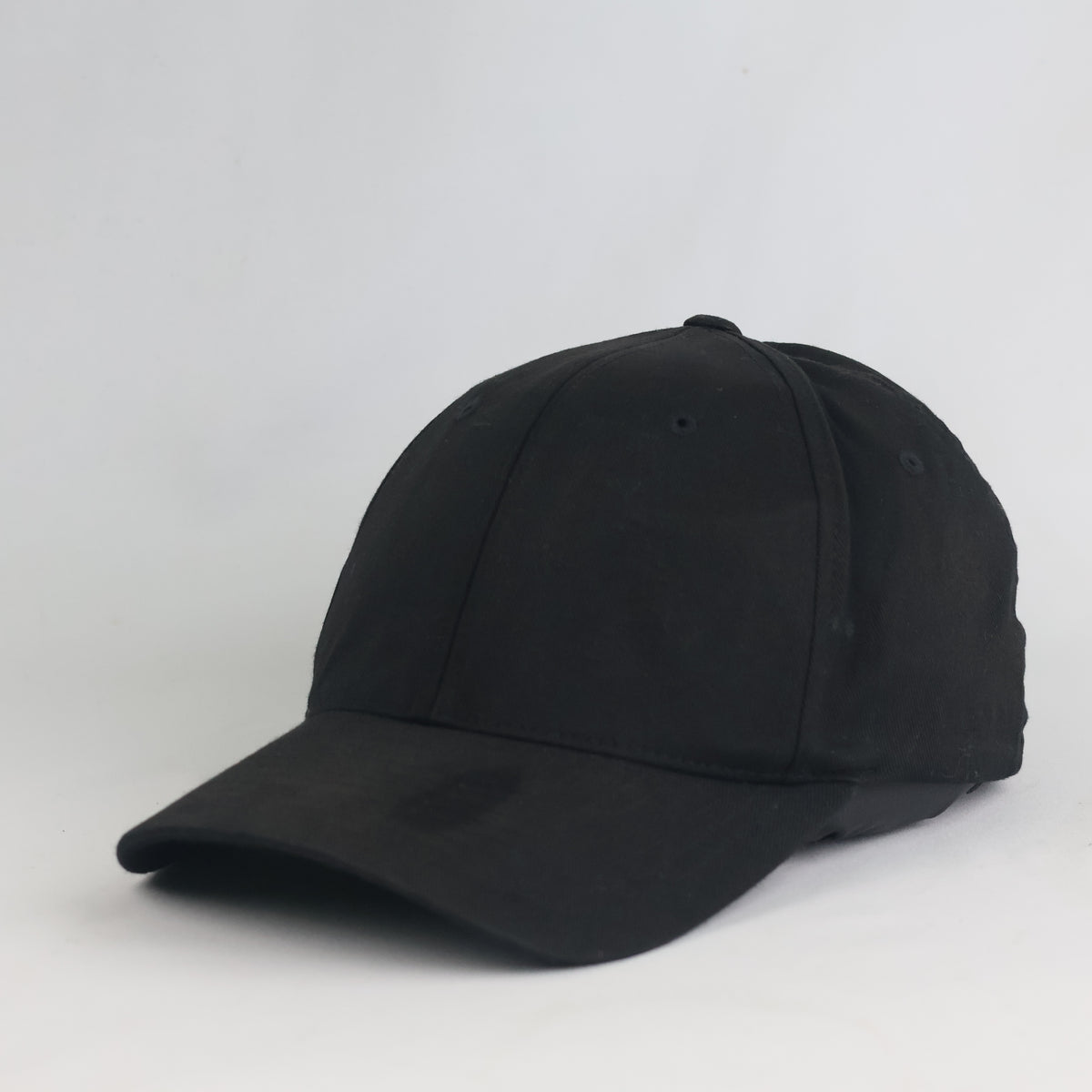 Thrifted  Flexfit Yupoong Black Stretch-Fit Cap (Size 58–60 cm) | 10865