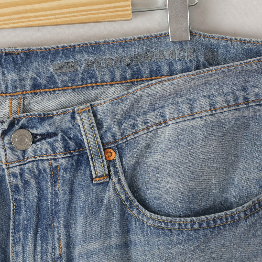 Thrifted Men's Levi's 502 Classic Regular Tapered Denim Waist:36/ J1079