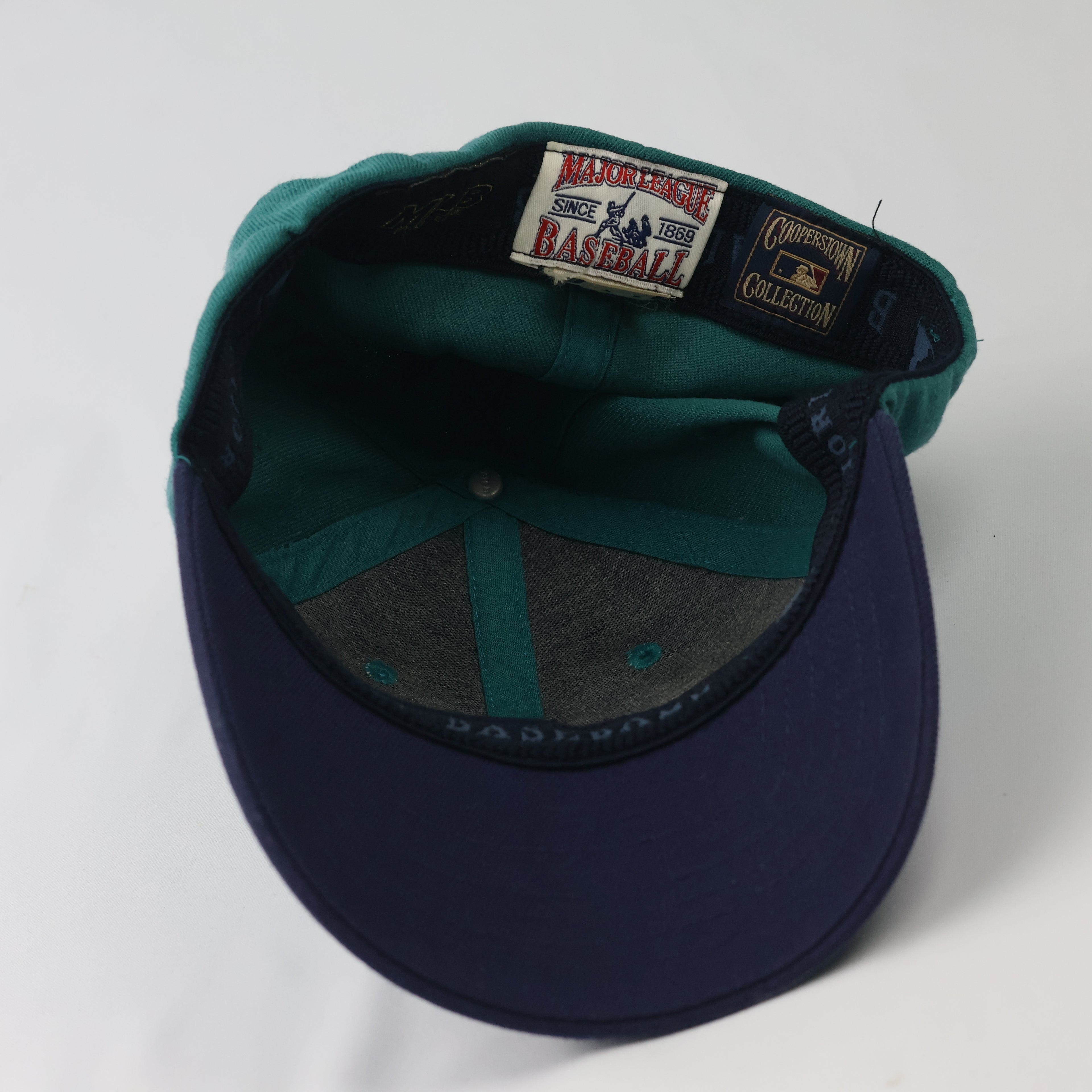 Vintage MLB Cooperstown Collection Chicago Cubs Thrifted Fitted Hat - 57cm