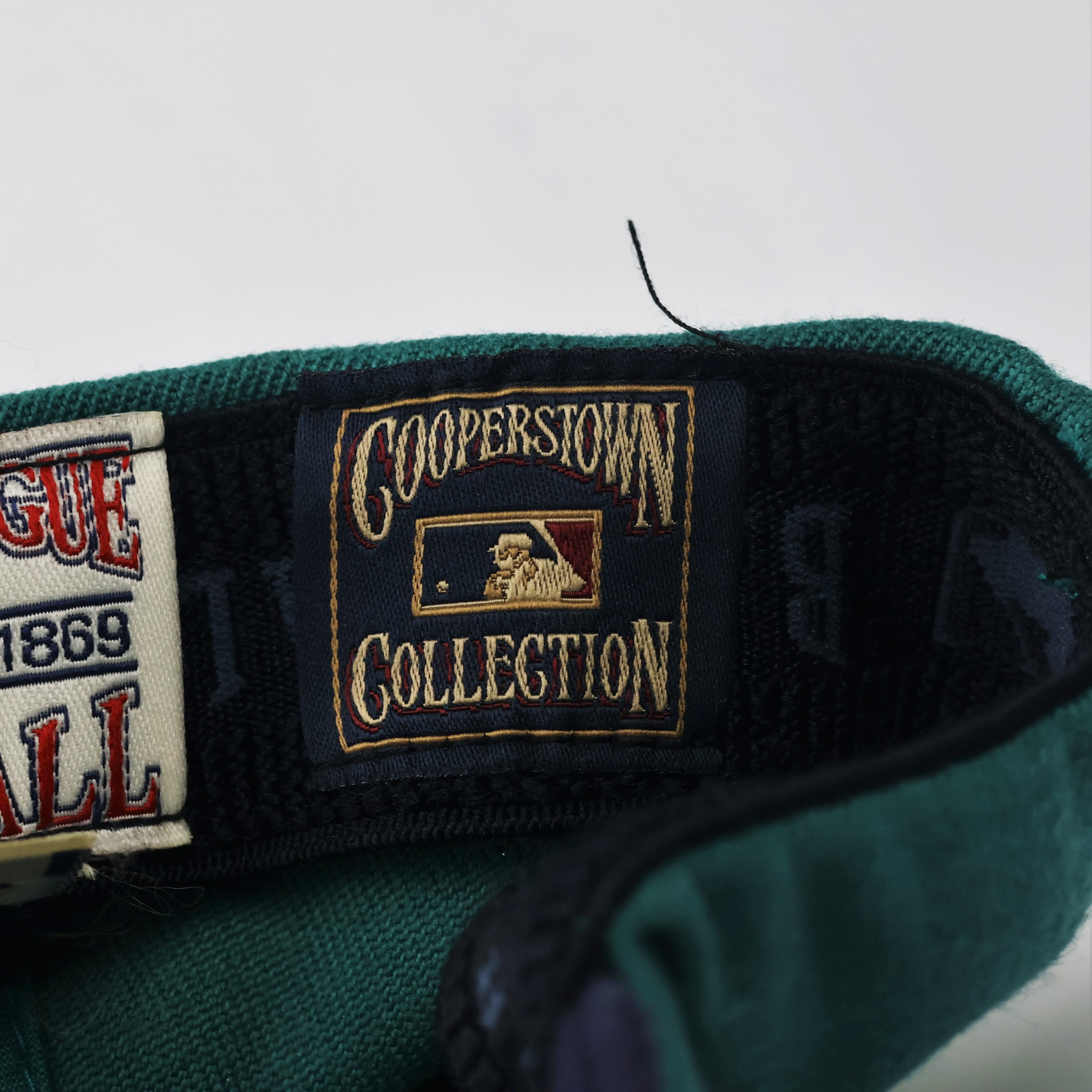 Vintage MLB Cooperstown Collection Chicago Cubs Thrifted Fitted Hat - 57cm