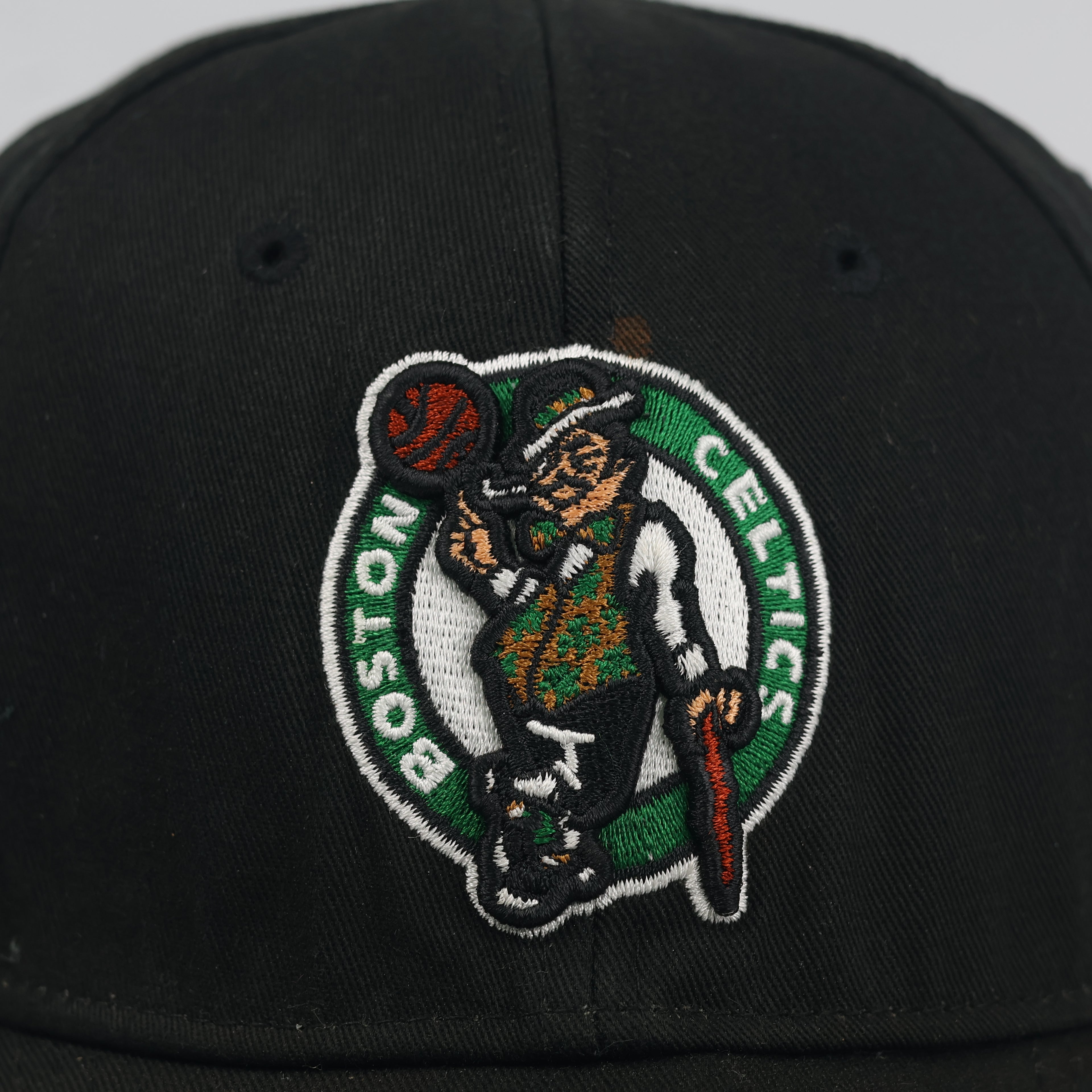 Thrifted Mitchell & Ness NBA Boston Celtics Black Snapback Cap - Size 57-59cm