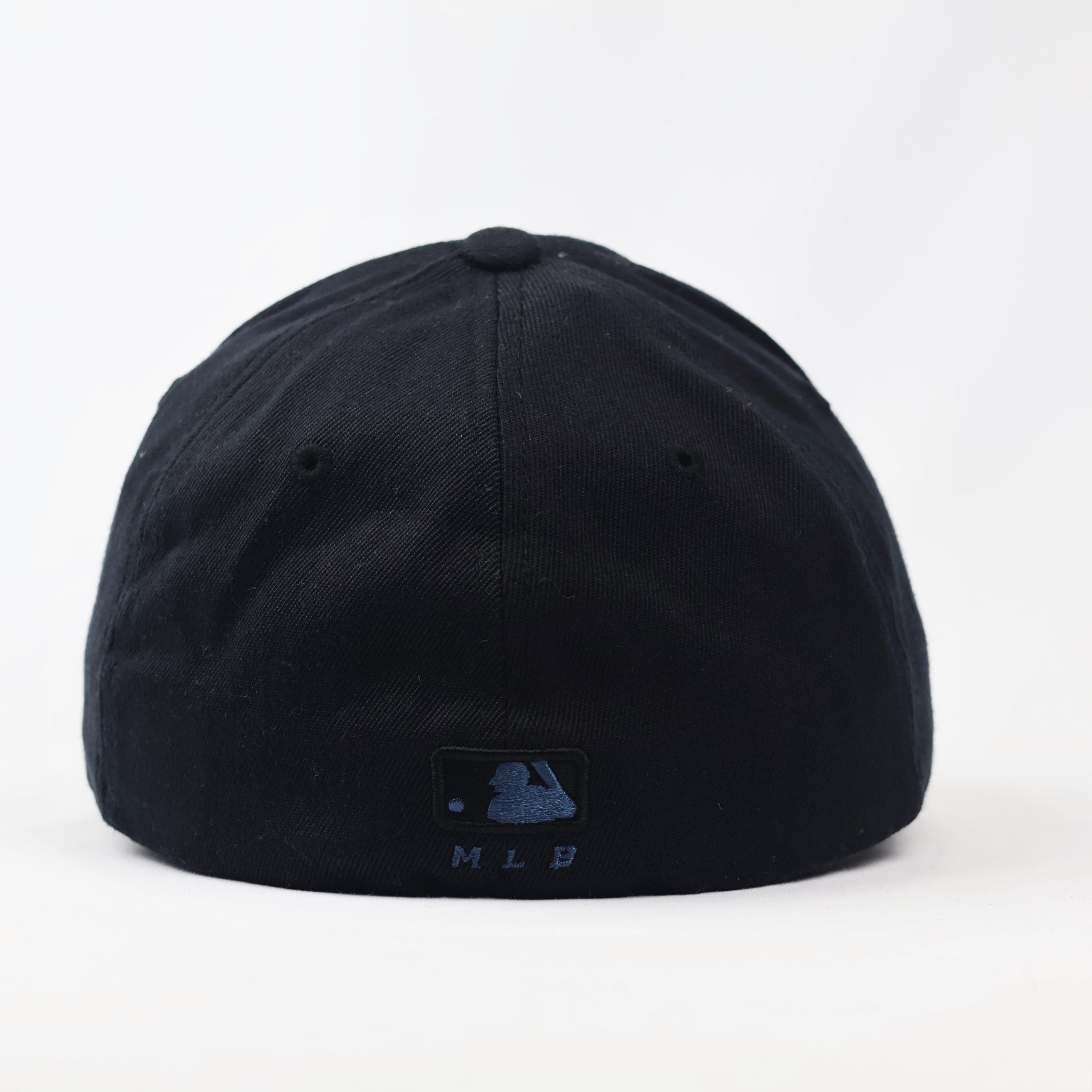 Men's Detroit Tigers from New Era Black MLB Thrifted Cap - Authentic Fitted S-M Size