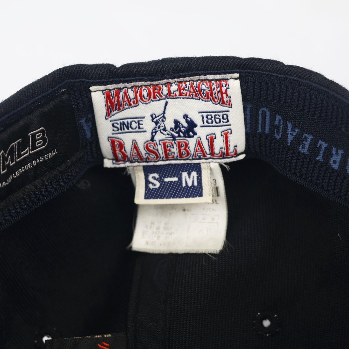 Men's Detroit Tigers from New Era Black MLB Thrifted Cap - Authentic Fitted S-M Size