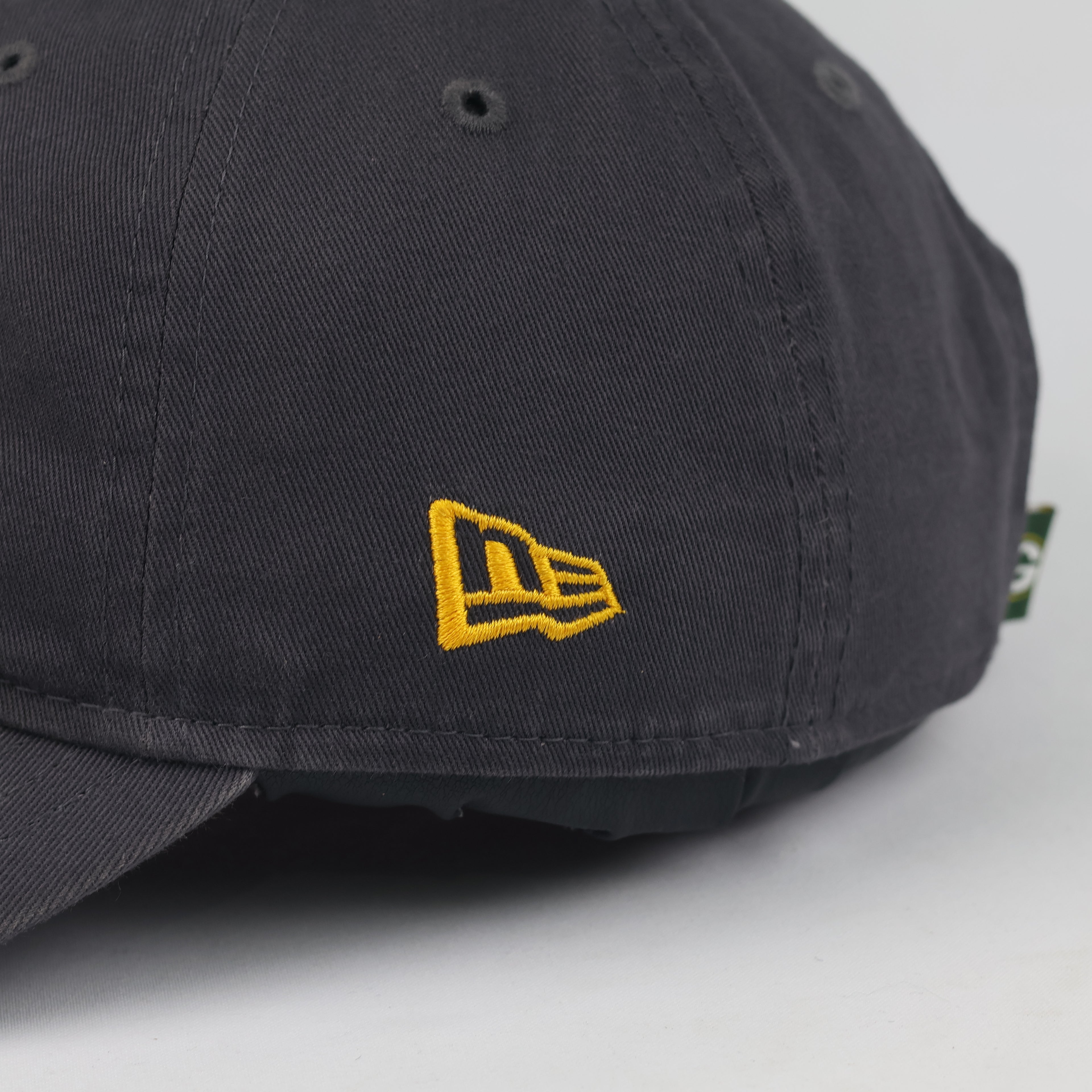 Thrifted New Era NFL Green Bay Packers Dark Charcoal Dad Cap - Size 56-58cm