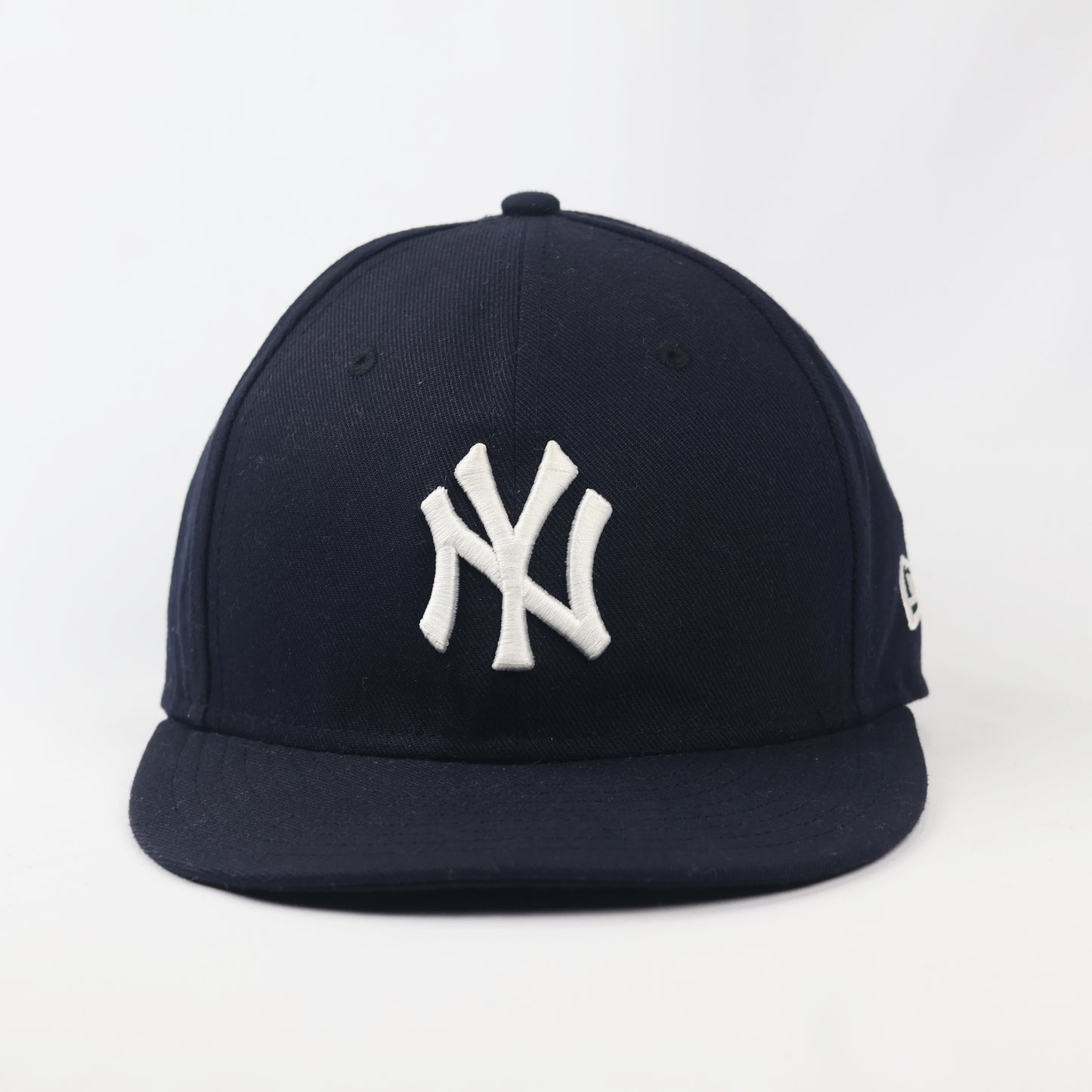 New Era Mens Cotton New York Yankees MLB Authentic Collection 59FIFTY Thrifted Cap, Size 7 1/2, Black