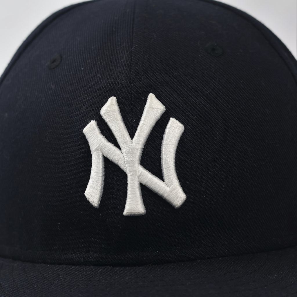 New Era Mens Cotton New York Yankees MLB Authentic Collection 59FIFTY Thrifted Cap, Size 7 1/2, Black
