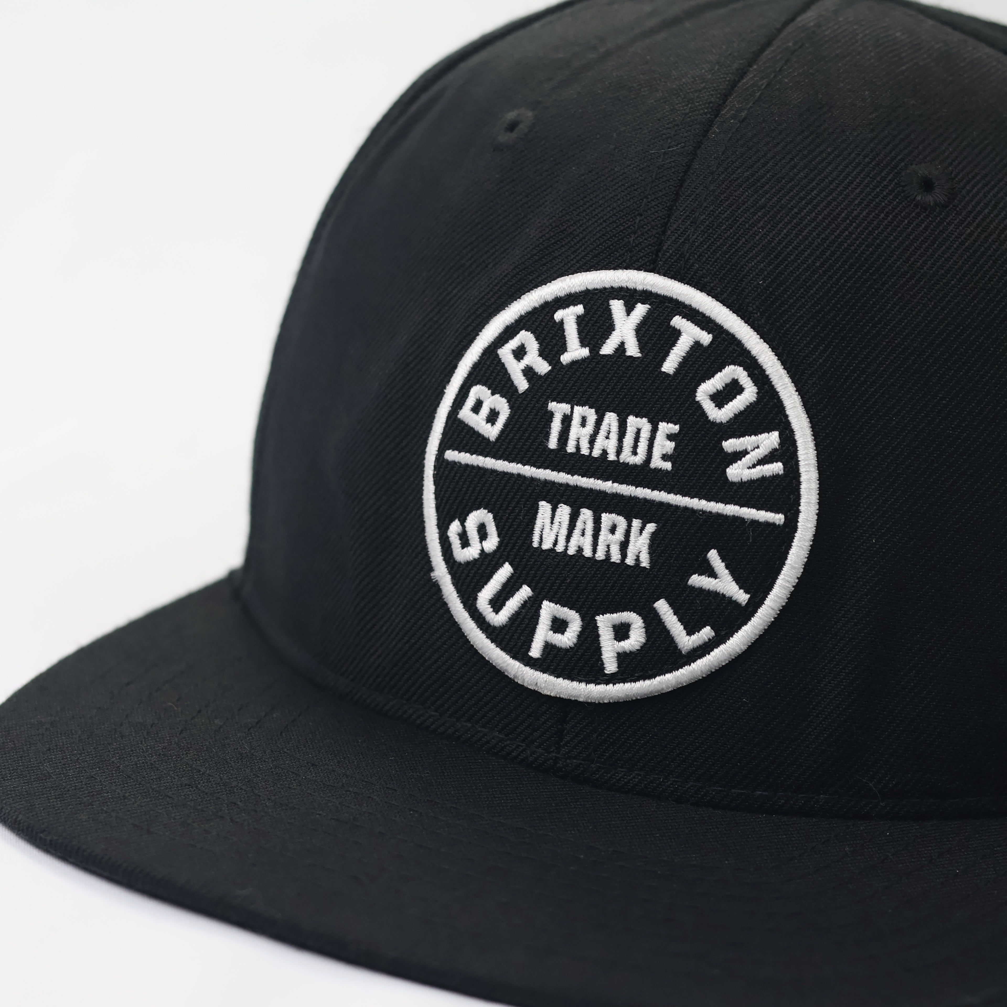 Thrifted Brixton Circle Patch Snapback - Size 56-58cm