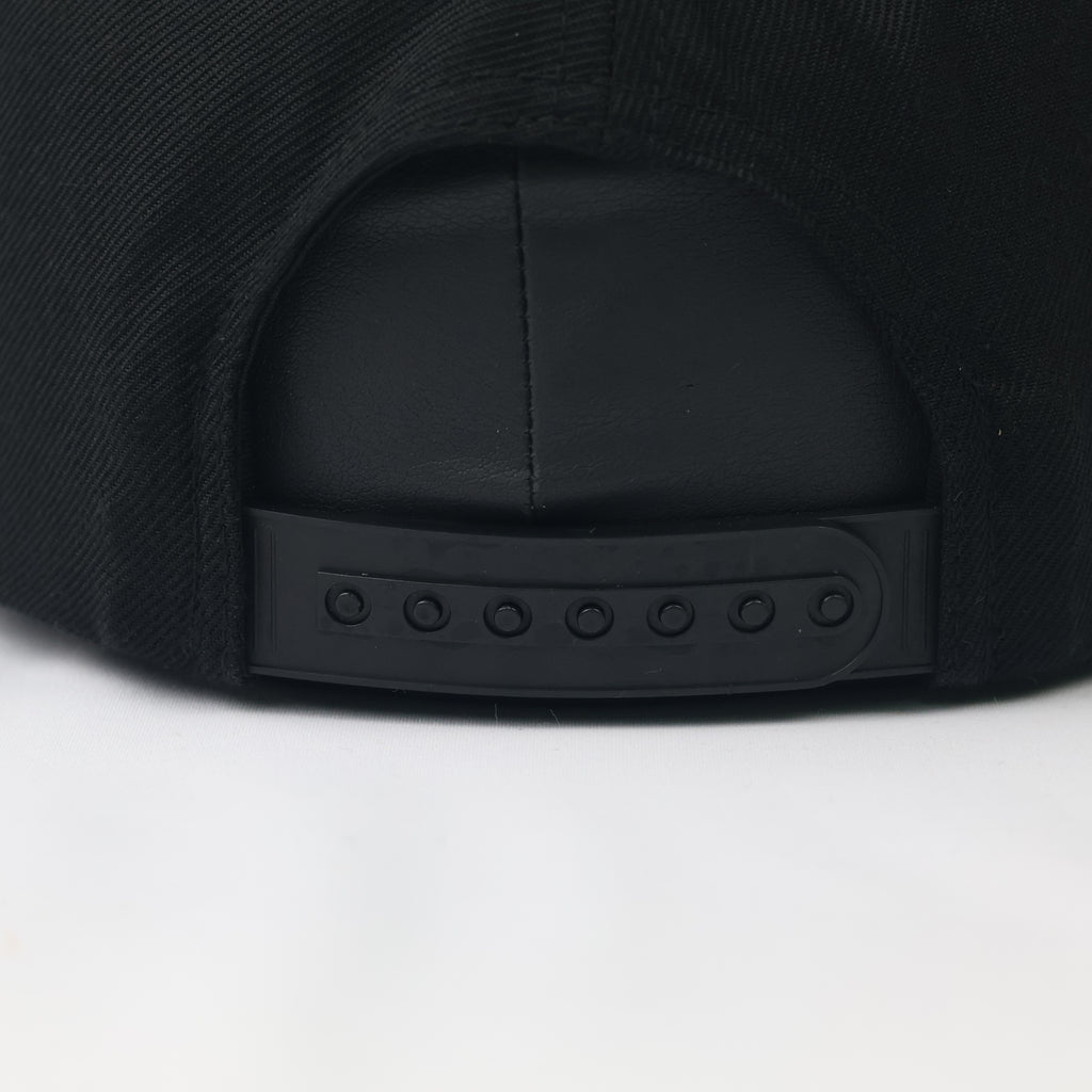 Thrifted Brixton Circle Patch Snapback - Size 56-58cm