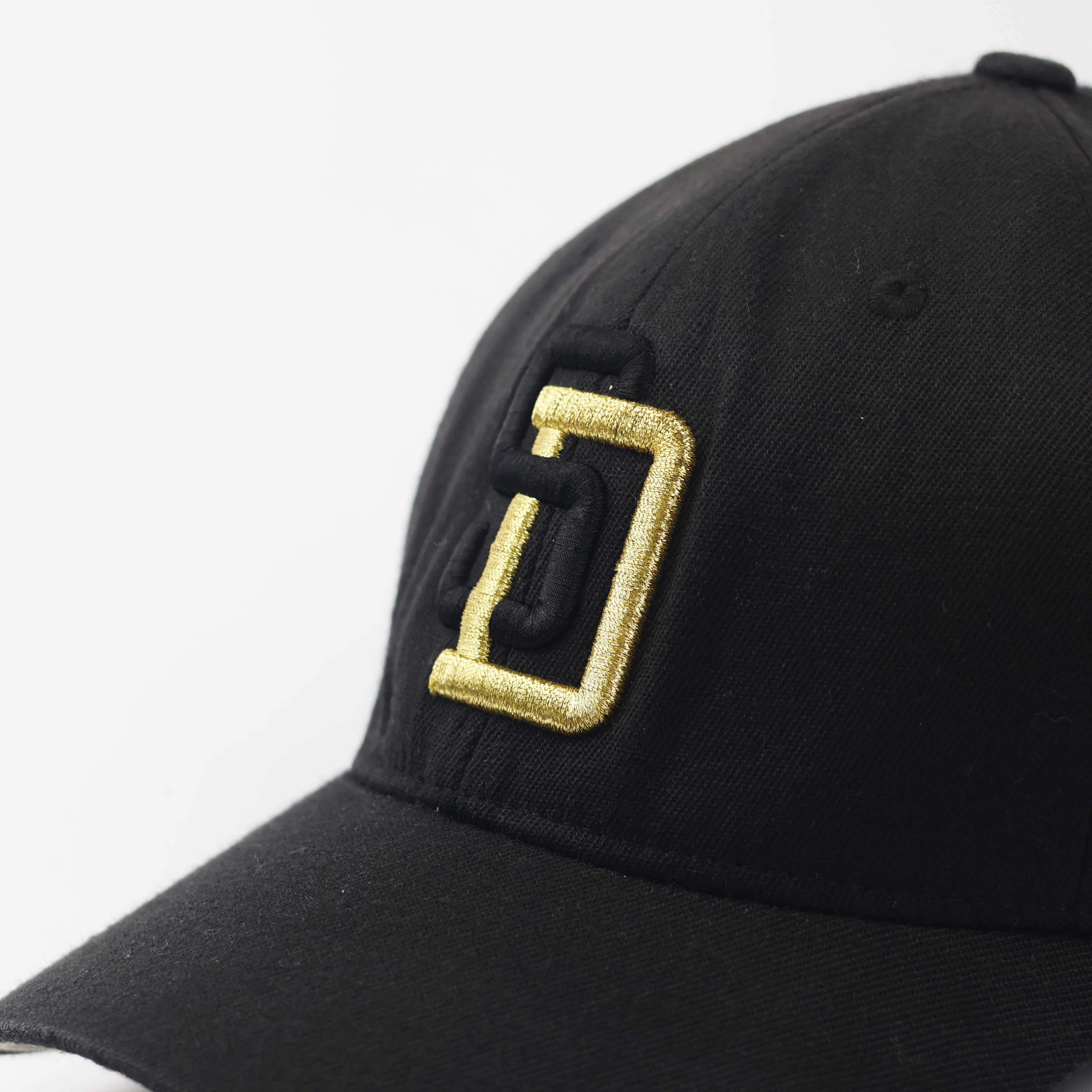 San Diego Padres Black & Gold Flexfit Thrifted Cap - SD Logo with Side Patch L-XXL
