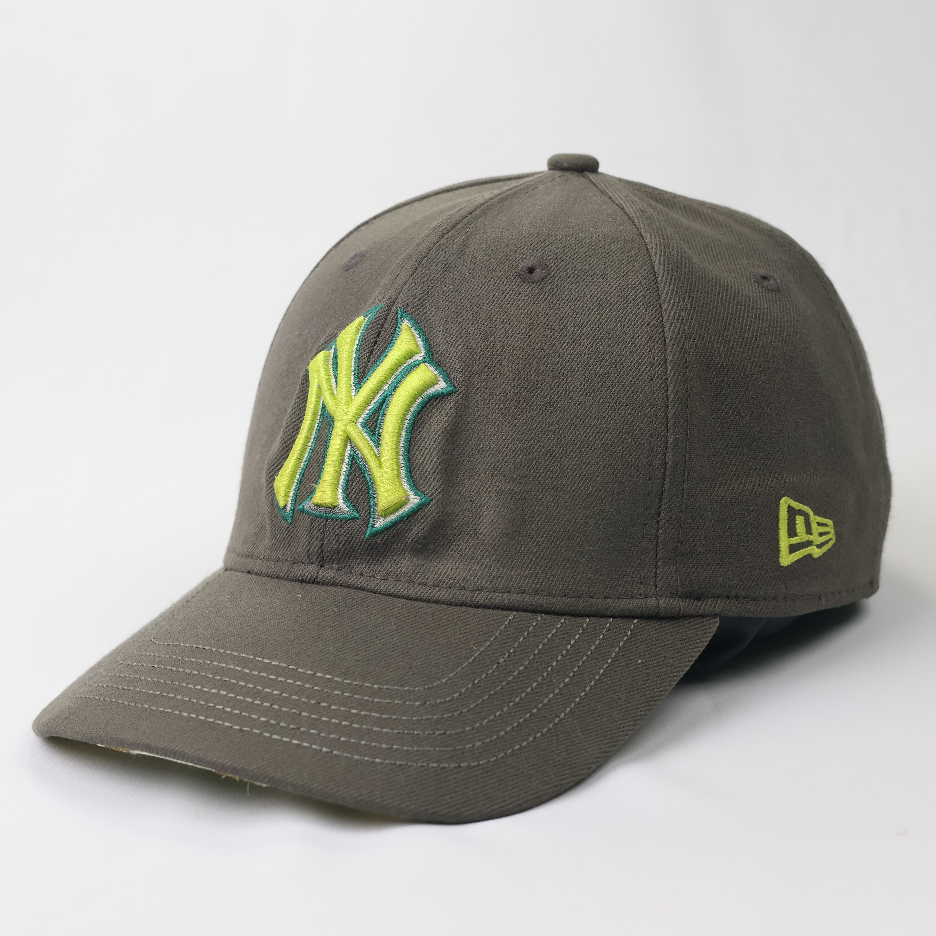 Vintage New Era Yankees 39THIRTY Snapback - Size M/L (58-60cm)