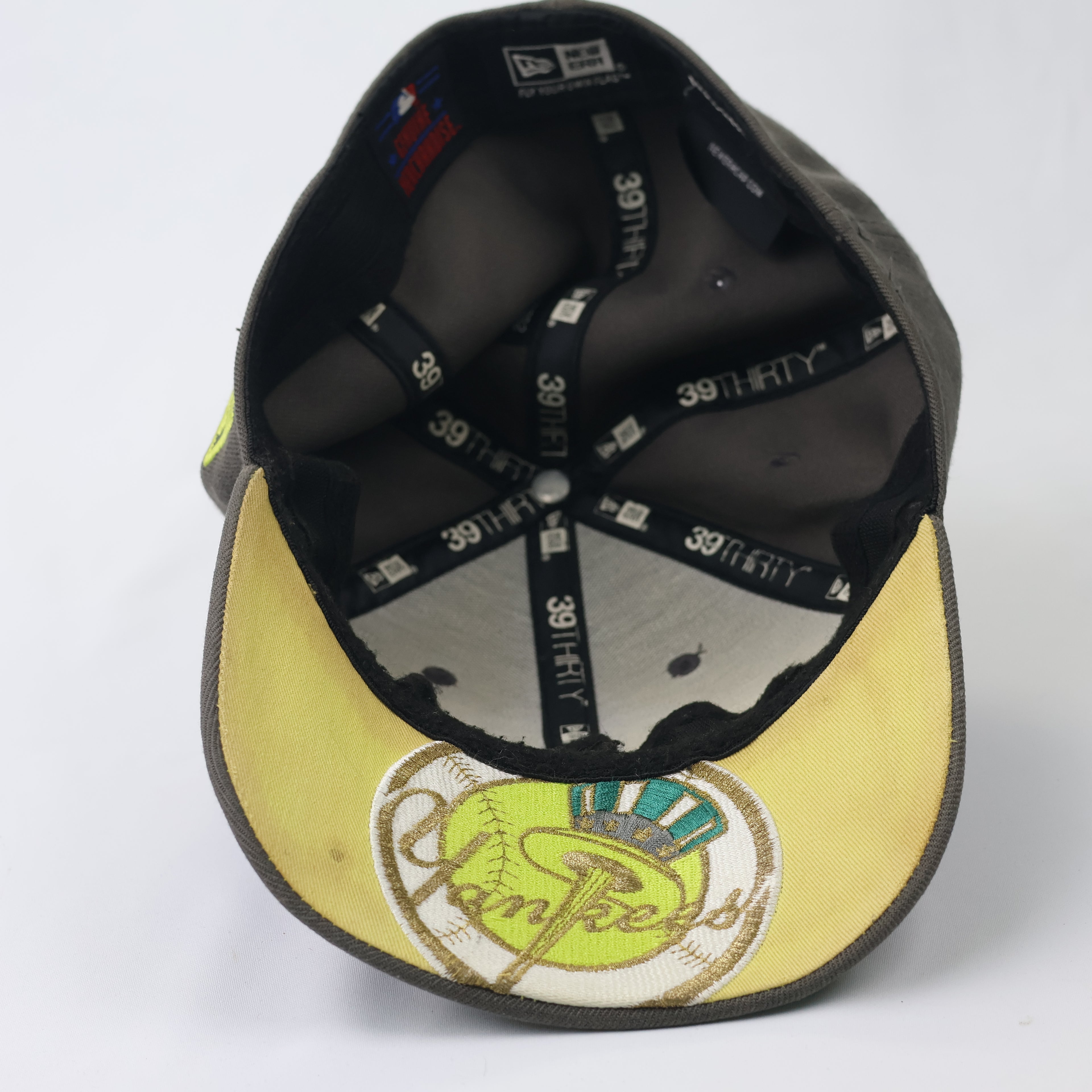 Vintage New Era Yankees 39THIRTY Snapback - Size M/L (58-60cm)