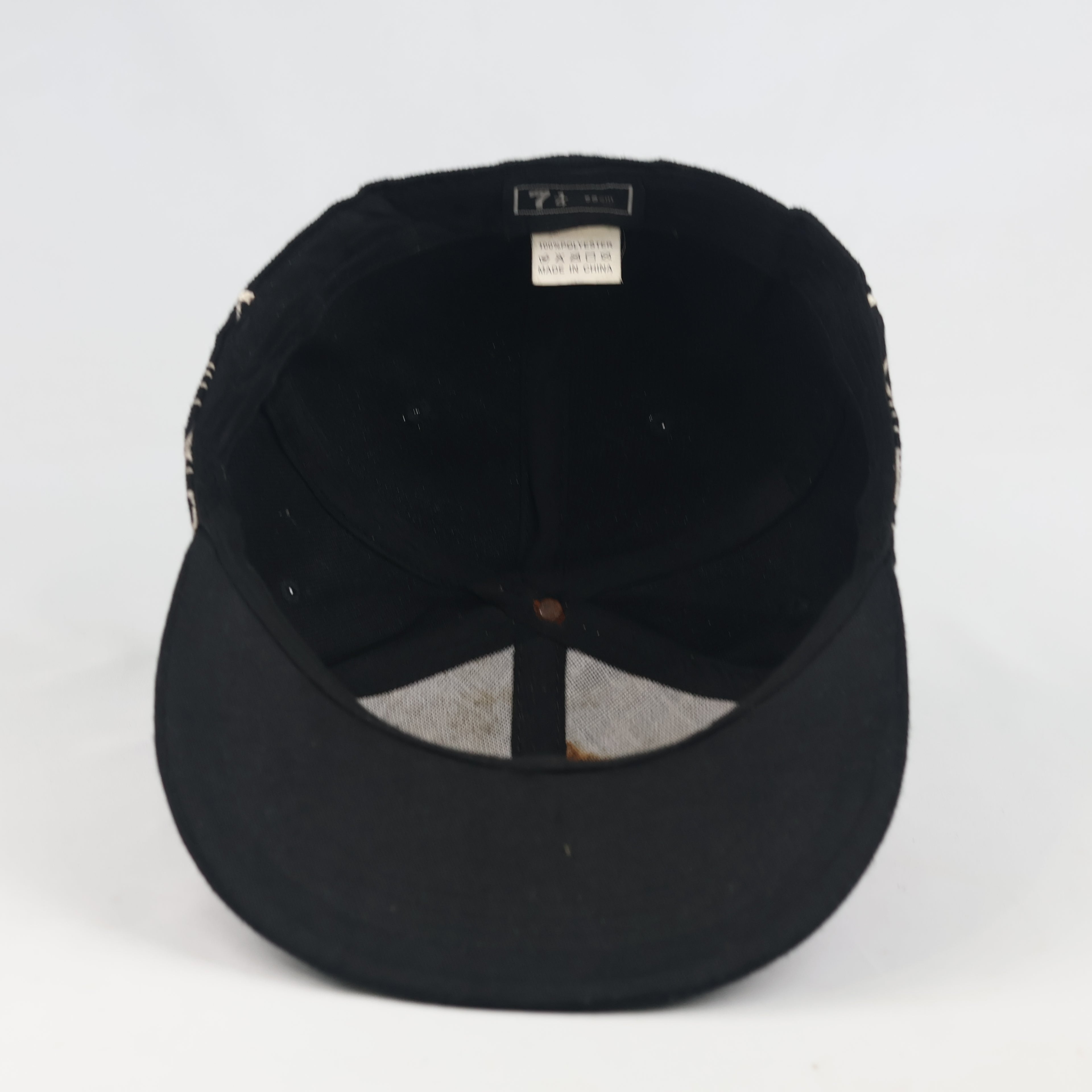 Thrifted DC Shoes All-Over Print Black Flat Brim Cap - Size 7 1/4 (58cm)