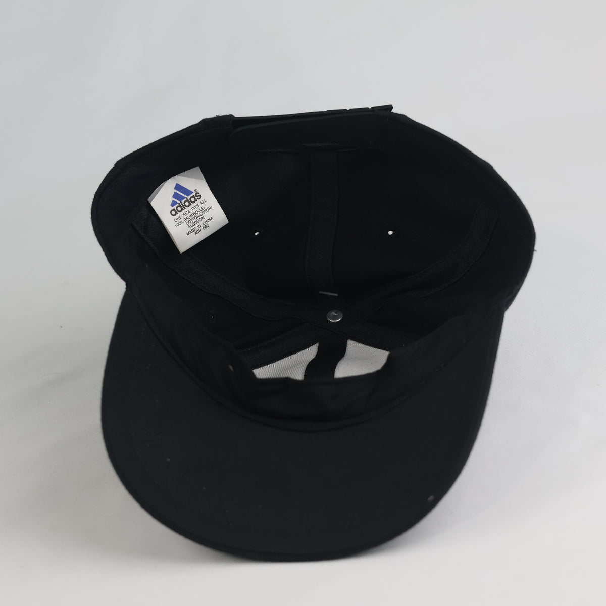 Thrifted Vintage Adidas T-Mobile Black Cotton Snapback Hat (Size 56–57 cm) | 11001