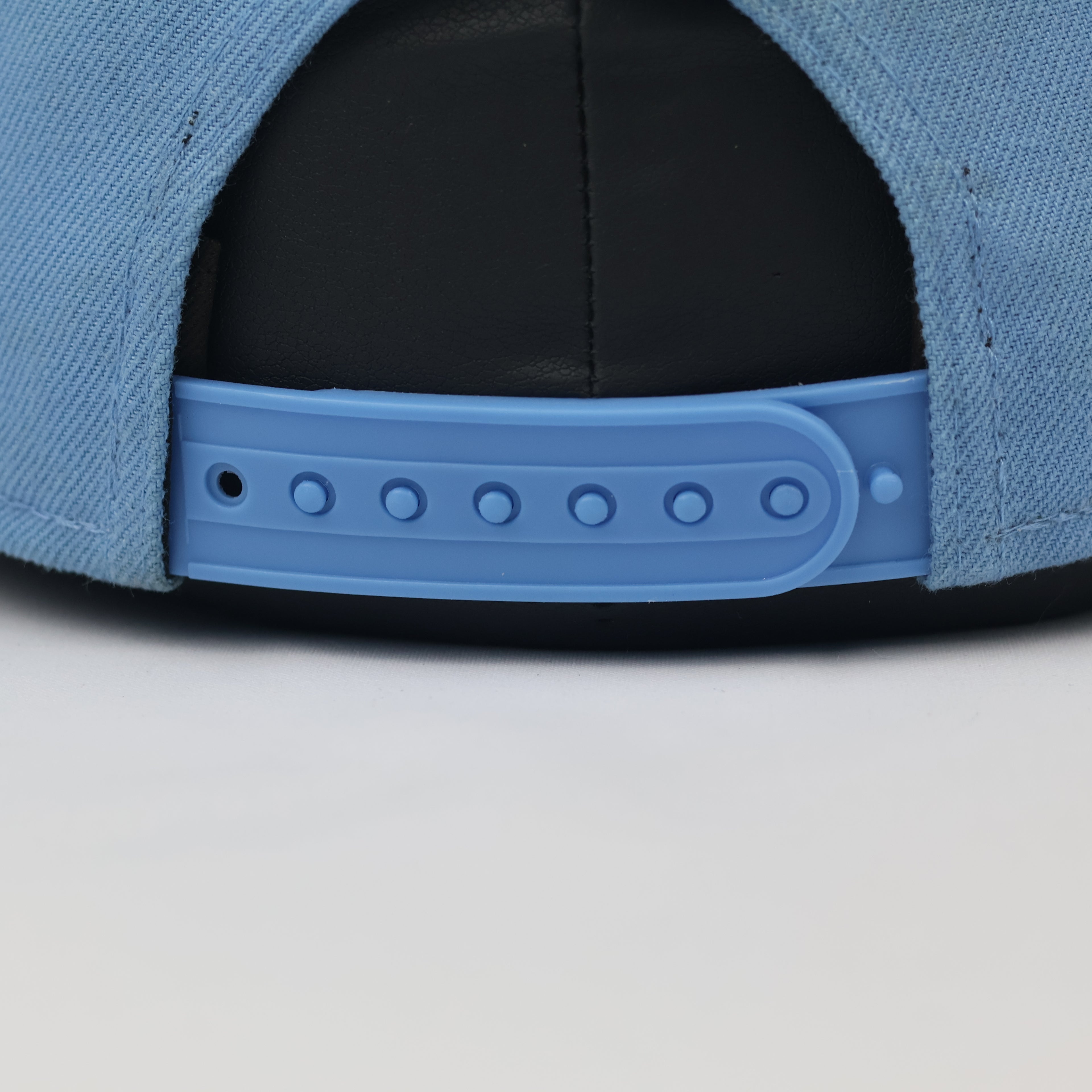 New Era 9FIFTY Melbourne City FC Thrifted  Snapback Hat - Sky Blue/Red