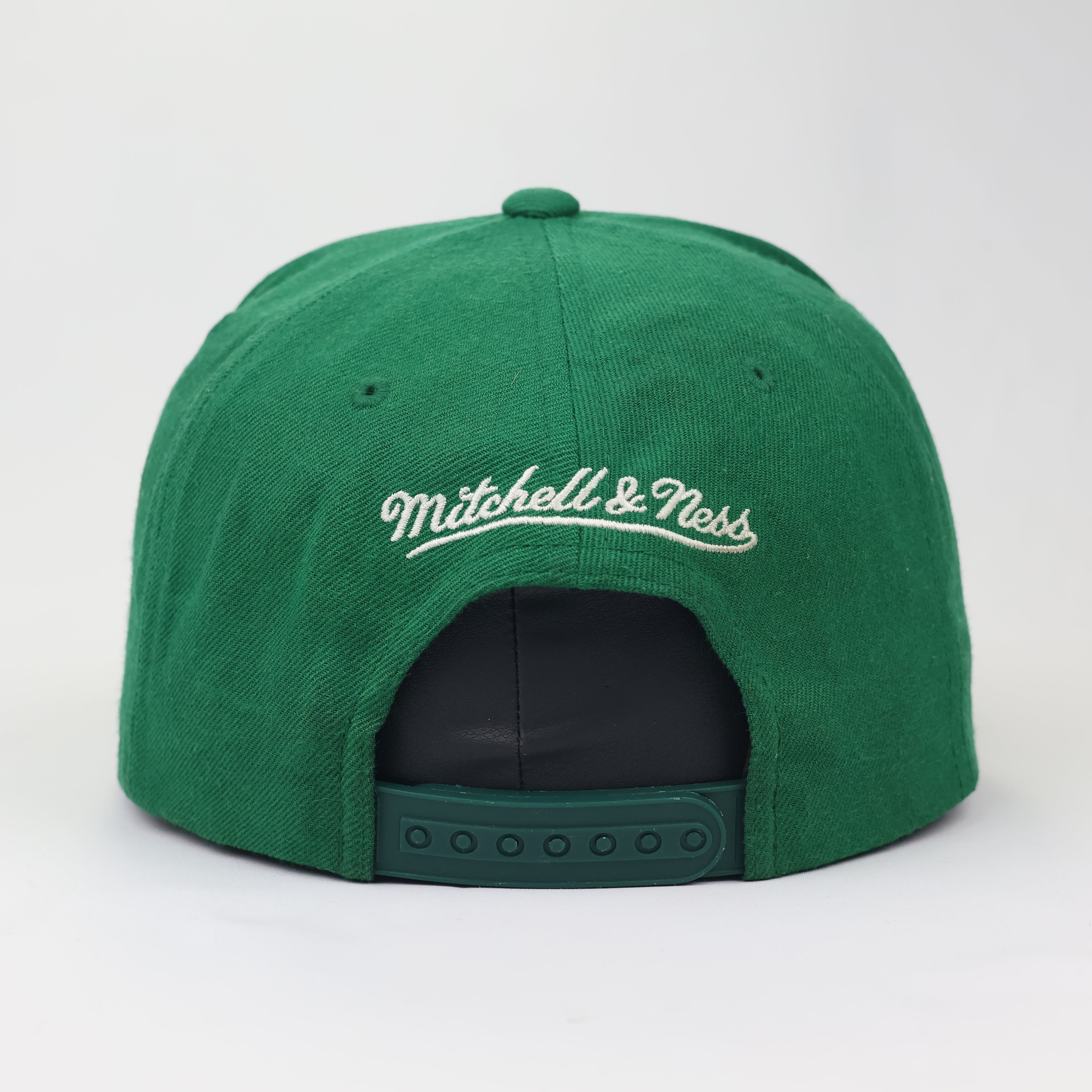 Vintage Style Boston Celtics Basketball Crest Thrifted Snapback | Mitchell & Ness