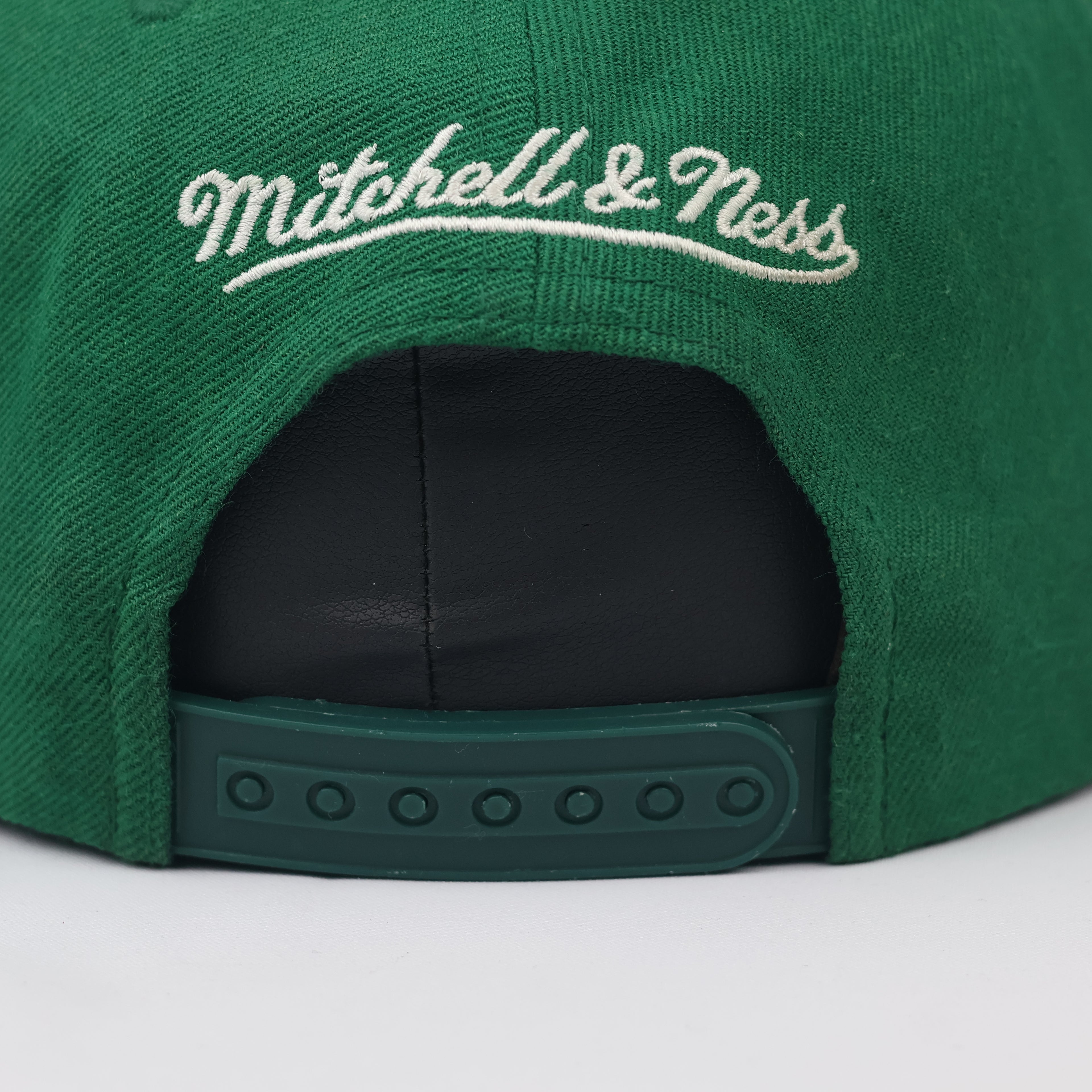 Vintage Style Boston Celtics Basketball Crest Thrifted Snapback | Mitchell & Ness