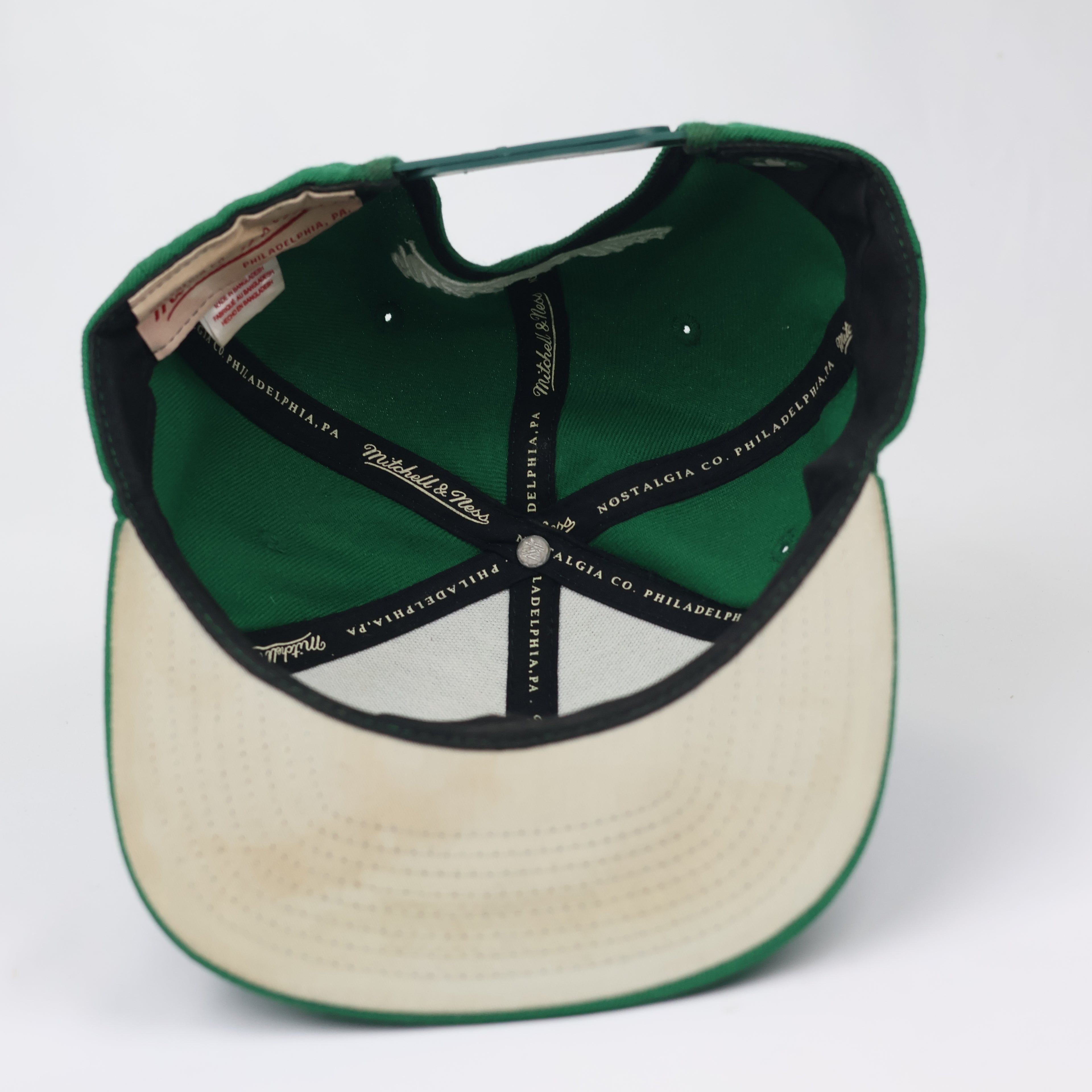 Vintage Style Boston Celtics Basketball Crest Thrifted Snapback | Mitchell & Ness