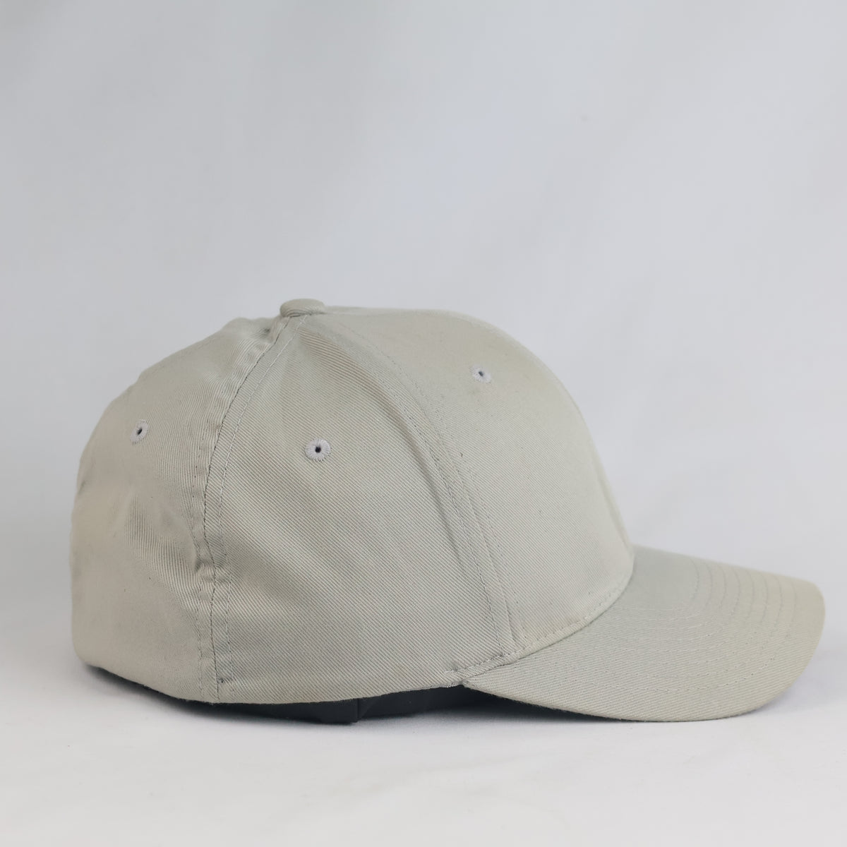 Thrifted Flexfit Yupoong Beige Stretch-Fit Cap (Size 57–59 cm) | 10874