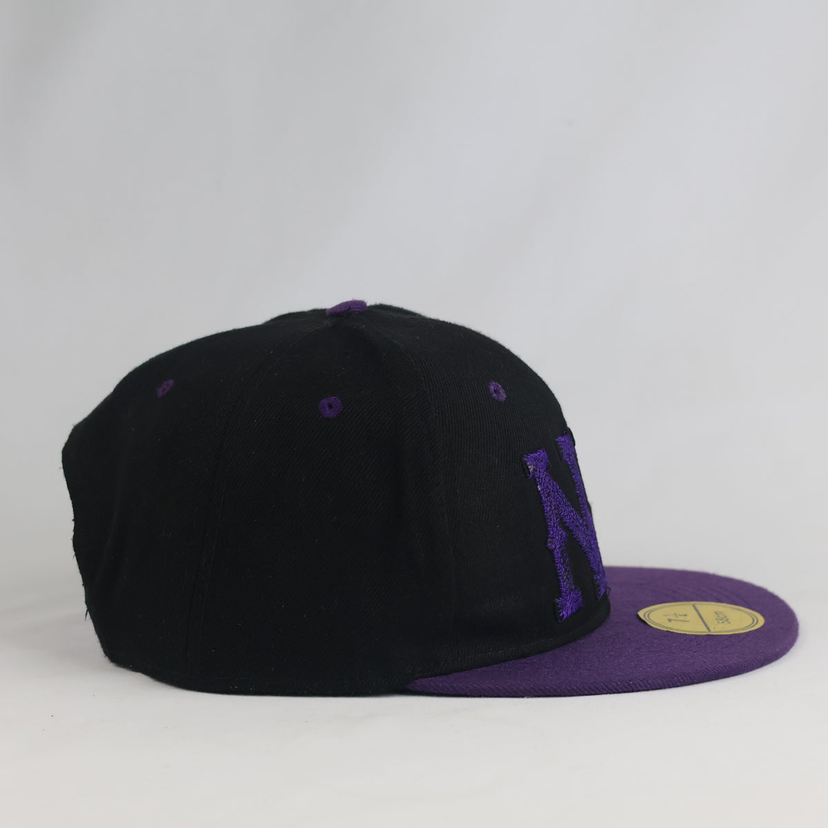 Thrifted NY Embroidered Two-Tone Flat Brim Snapback Cap (Size 57–58 cm) | 11004